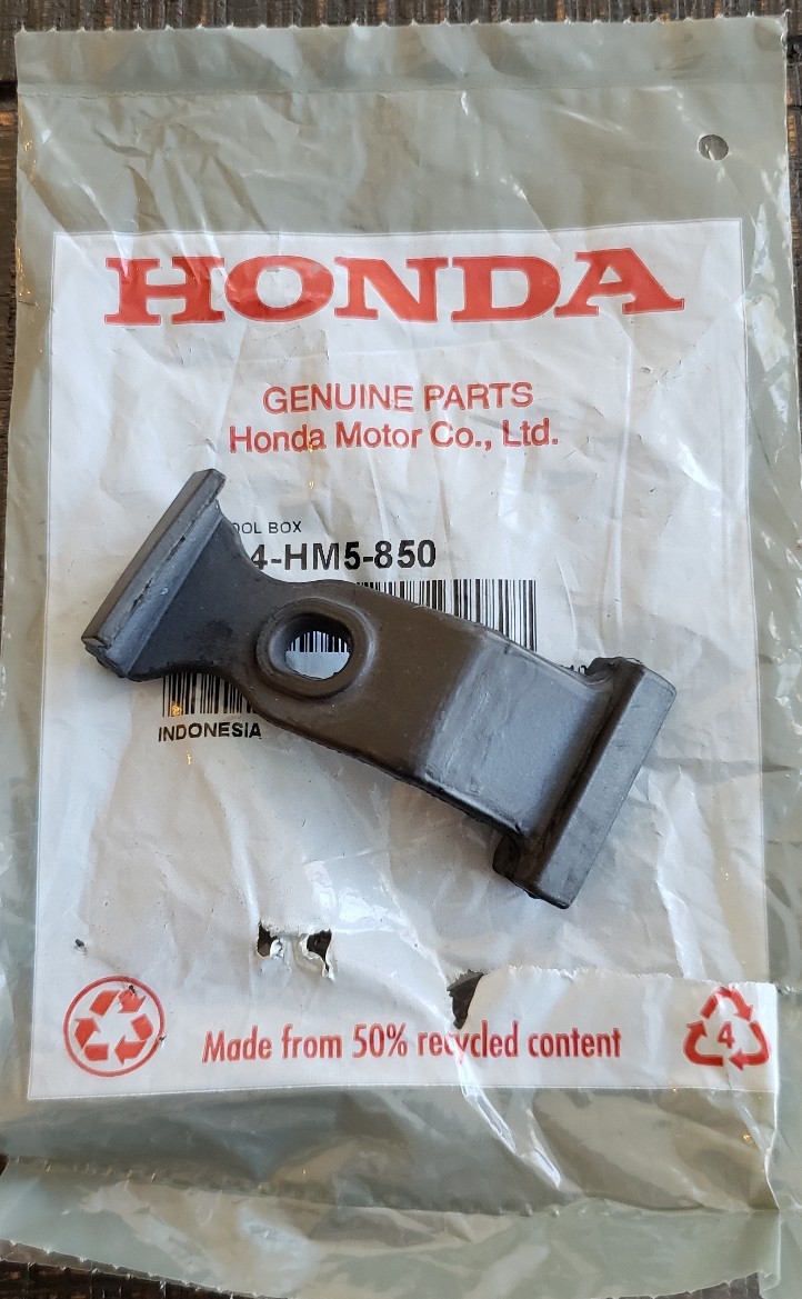 Genuine OEM Honda MUV700 Rancher 420 Foreman 500 Tool Box Rubber Band Latch