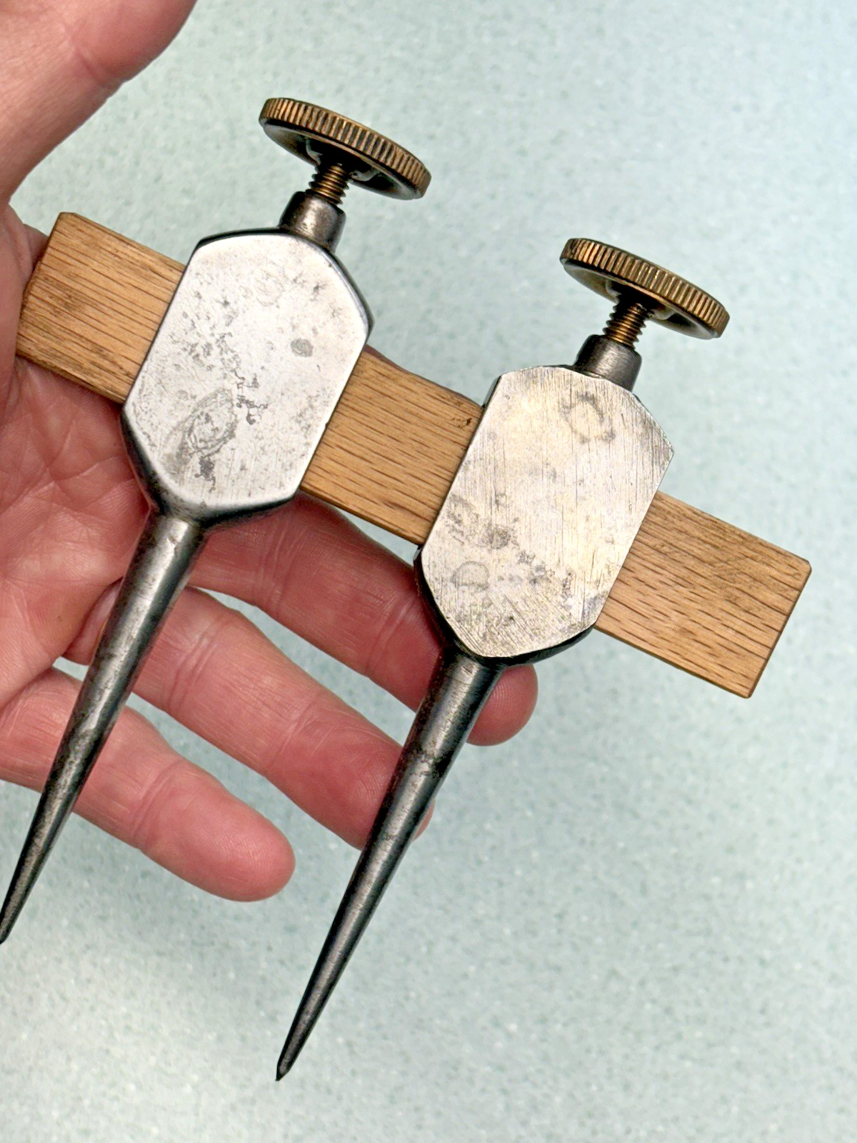 Pair Of Vintage 5 1/2" Trammel Points Unmarked Steel Points hand made NICE brass