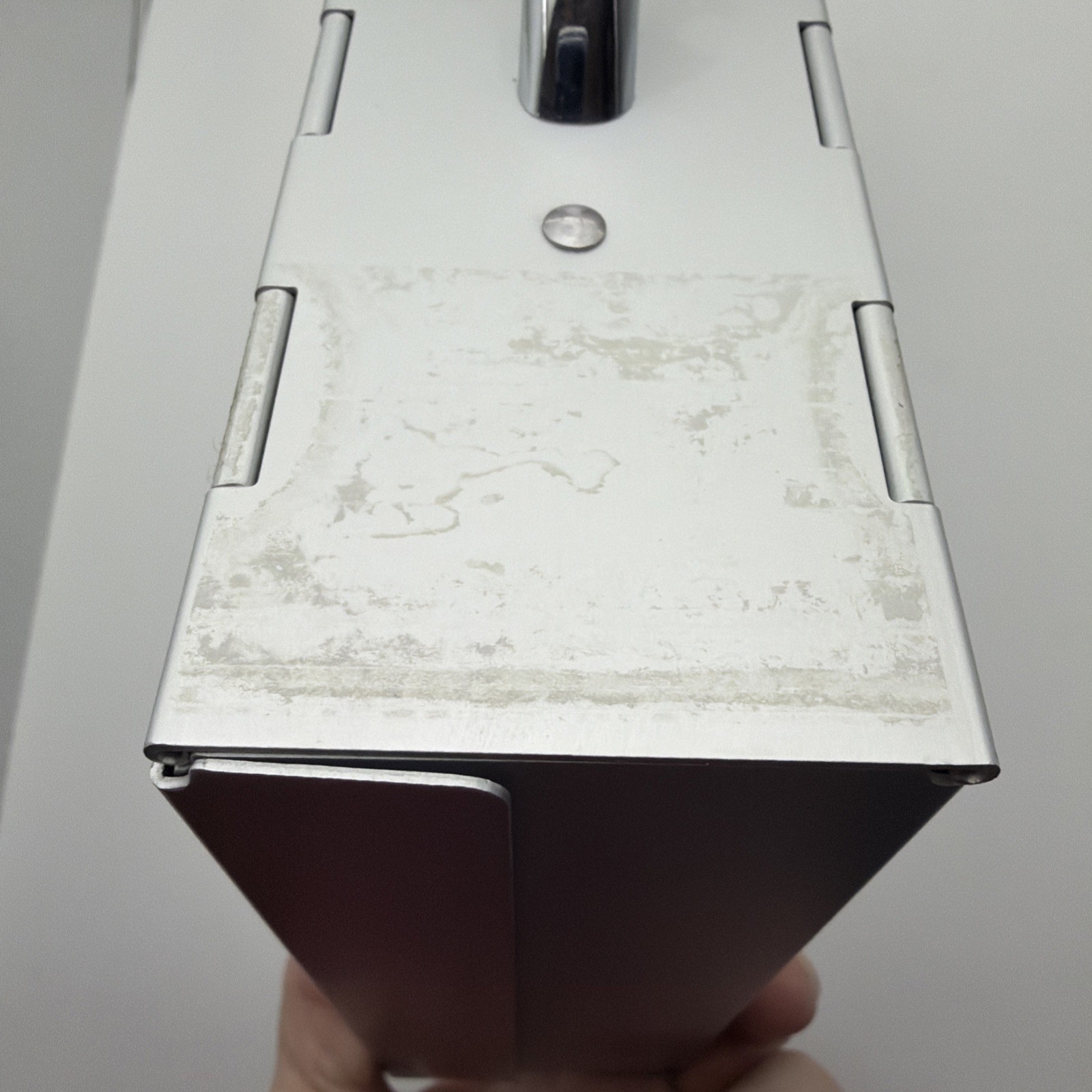 Metal CD/ DVD Aluminum Hard Shell Double Sided Case CD 64 Disc Holder UNIQUE