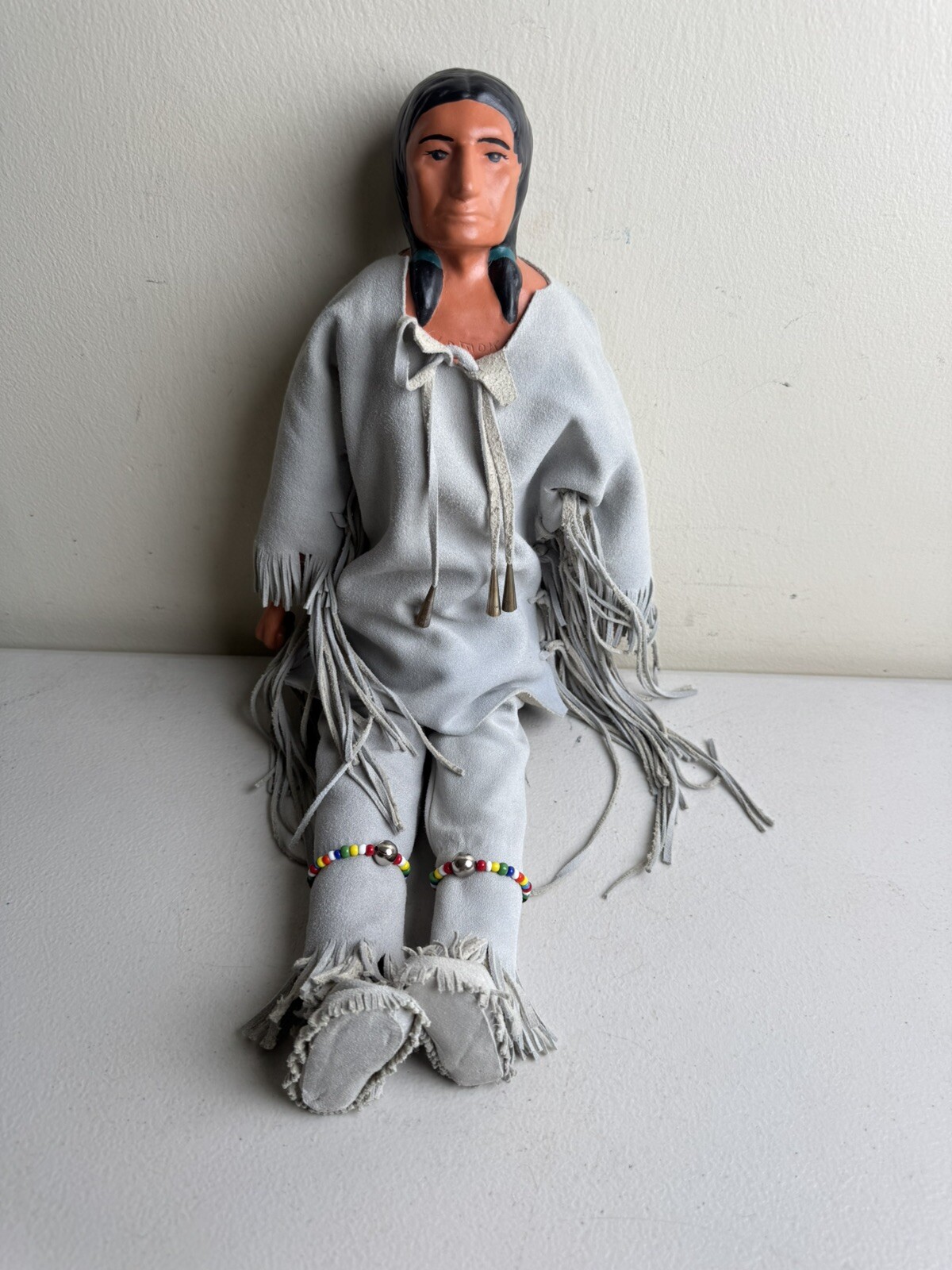 VINTAGE INDIANA STONEWARE NATIVE AMERICAN INDIAN CHIEF DOLL "KOKOMOKO" 1965