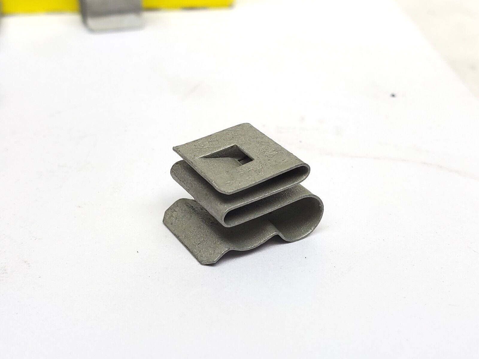 25pcs CADDY ERICO SCSOL1A Solar Panel 2-Cable/Wire Managment Clips Snap Retainer