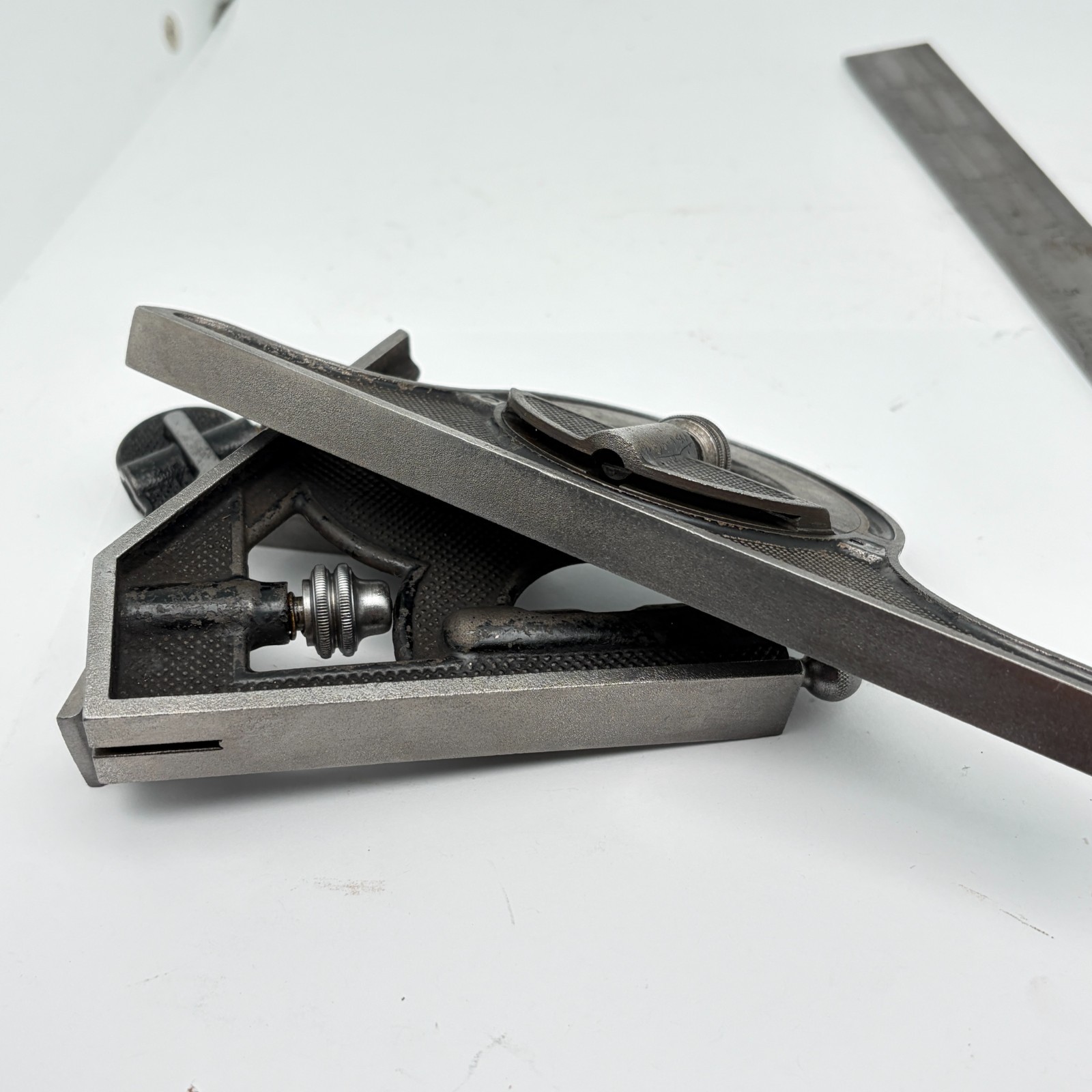 Preowned 18" L.S. STARRETT Comb. Square w/ Protractor Centerfinder - Machinists