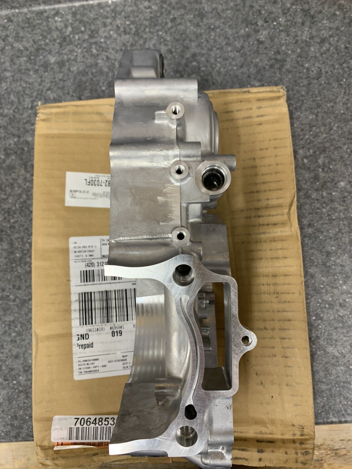 11200-HP1-600 NEW OEM HONDA LEFT ENGINE CRANKCASE 06-14 TRX450R TRX450ER