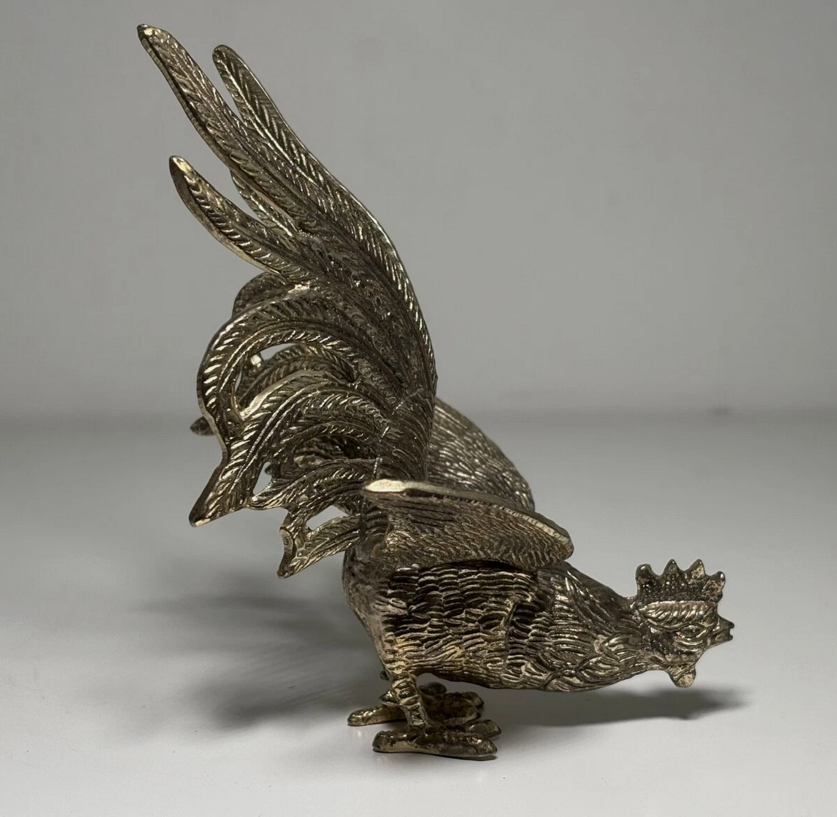 Pair of silver-plated metal fighting roosters, antique bird, rustic decoration