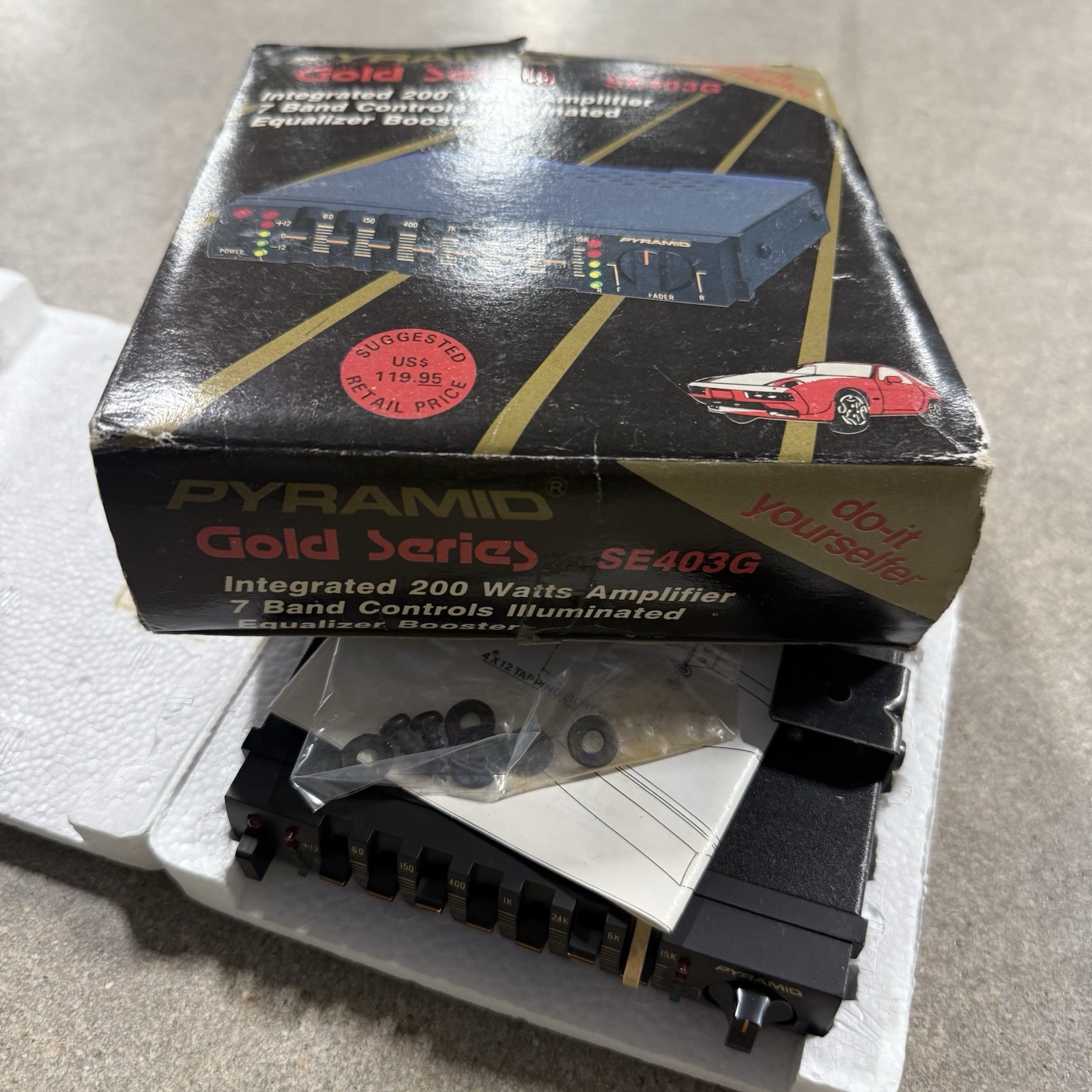 Pyramid SE403G Car Amplifier Equalizer Black Integrated Power *new Old Stock*