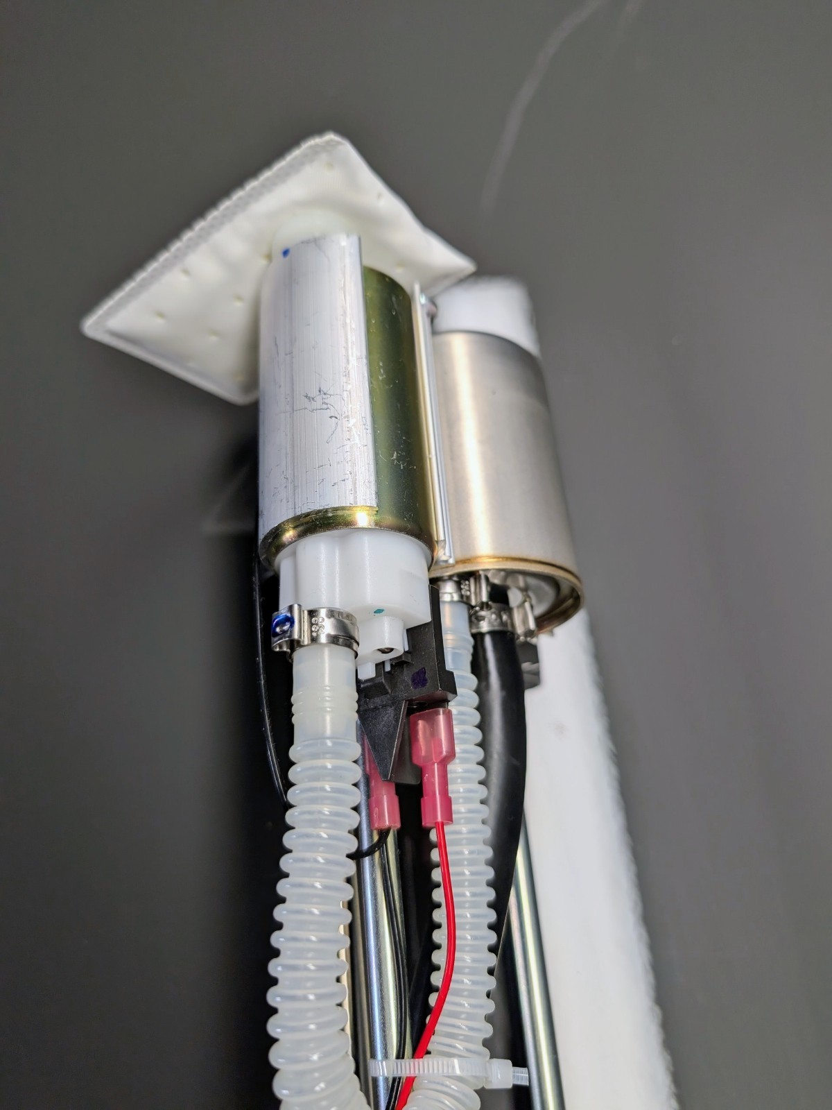 NEW 2002-2006 Harley Davidson VRSC VRod V-Rod Complete Fuel Pump Assembly