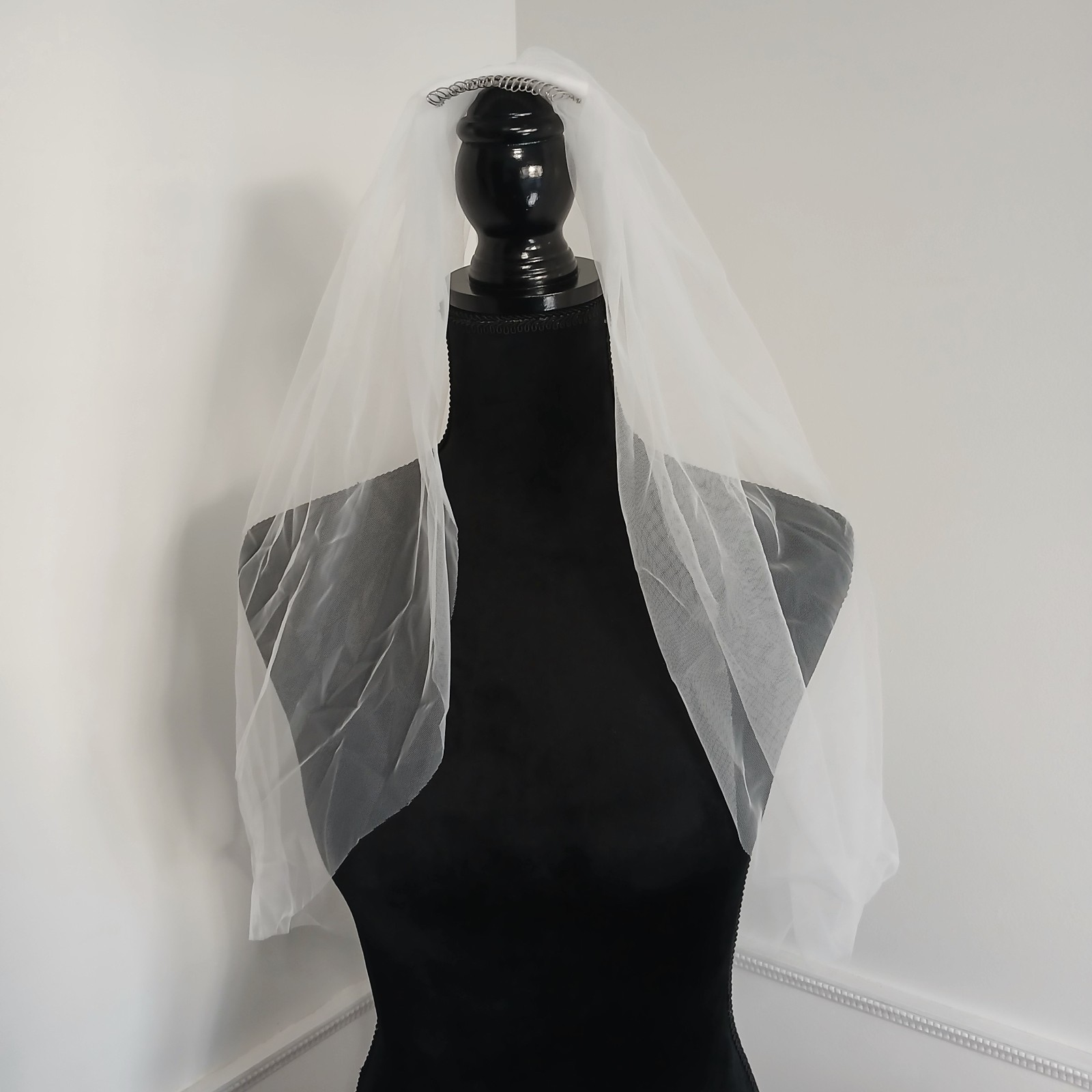 White Tulle Classic 1 Tier Short Bridal Veil with Comb Wedding Veil
