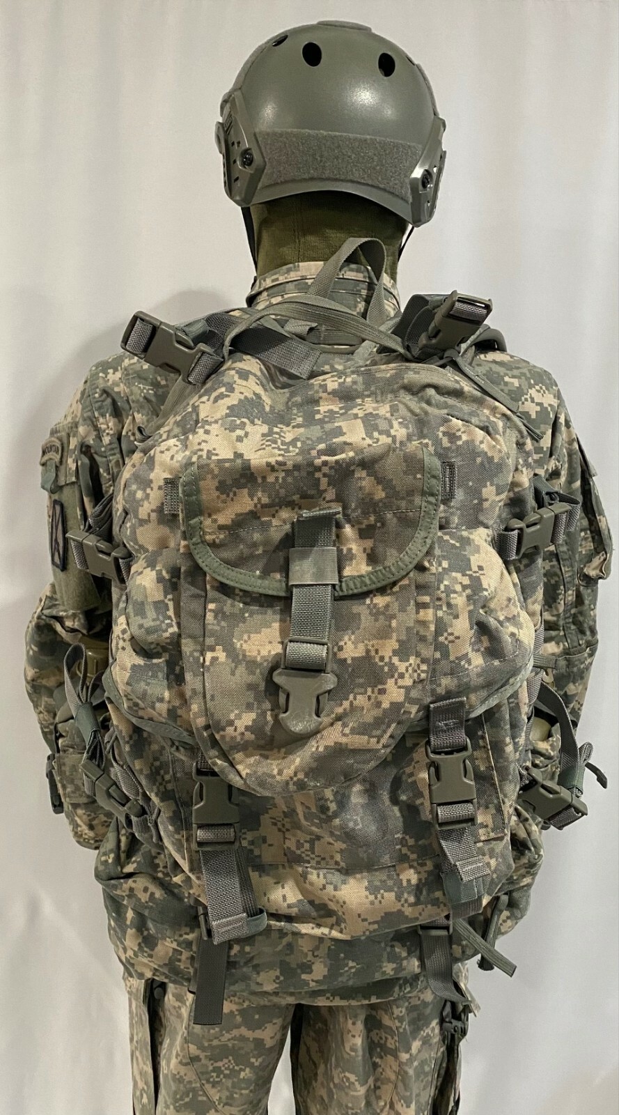 USGI MOLLE II Core Rifleman Kit Complete - ACU 21 Pieces