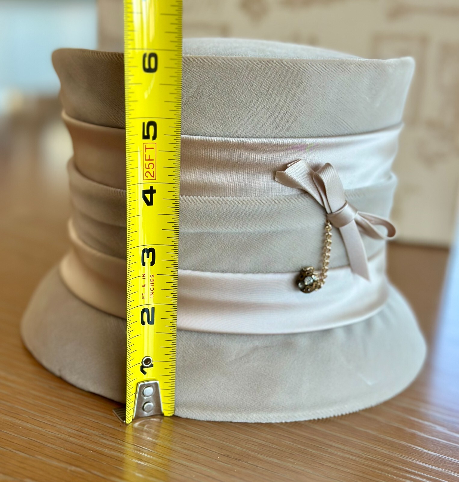 Vtg PILLBOX Hat w/ Original MACY'S Hat Box Beige Velour Tissue Sales Receipt 6"