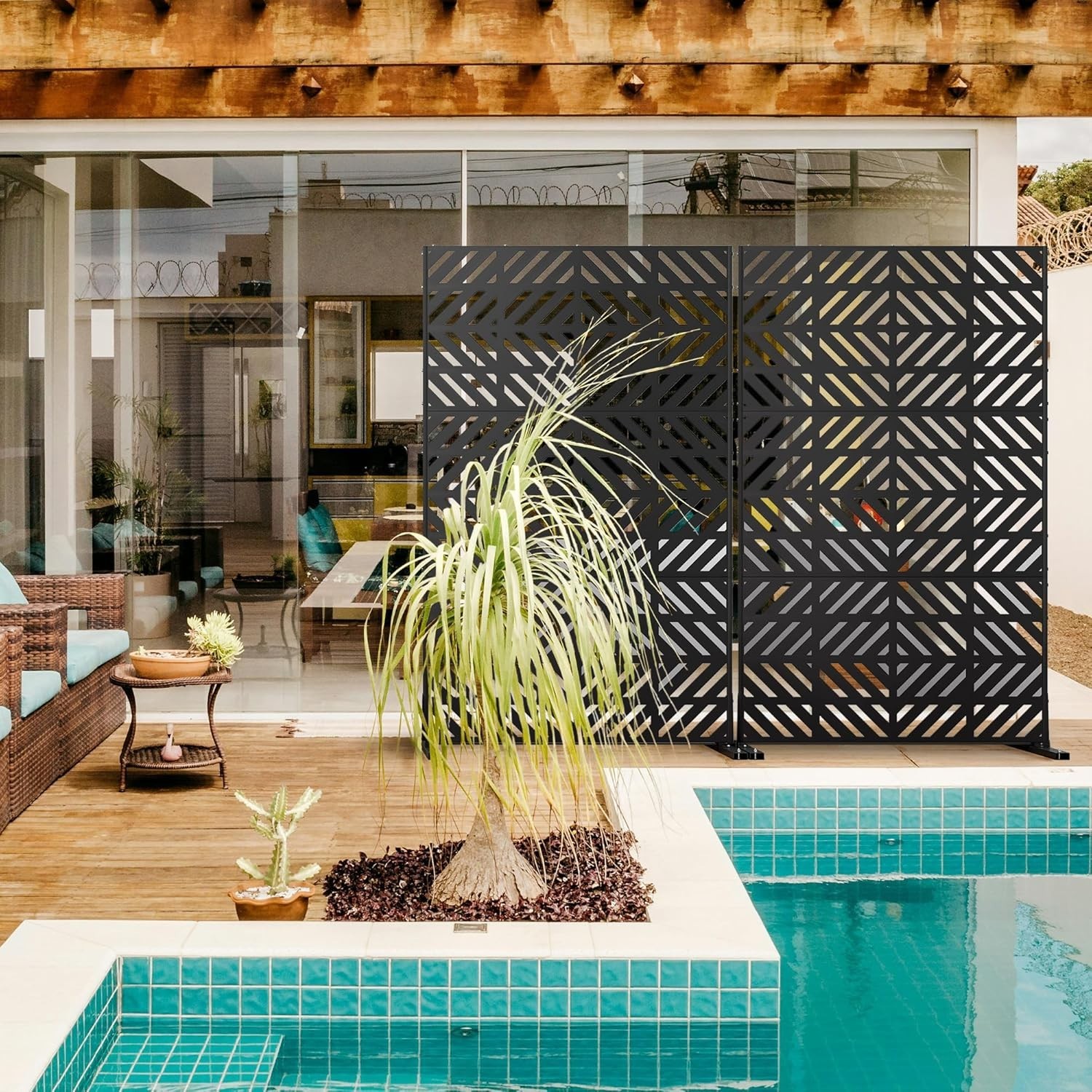 Metal Privacy Screen Outdoor 72" H×44" W,Freestanding Decorative Privacy Screen