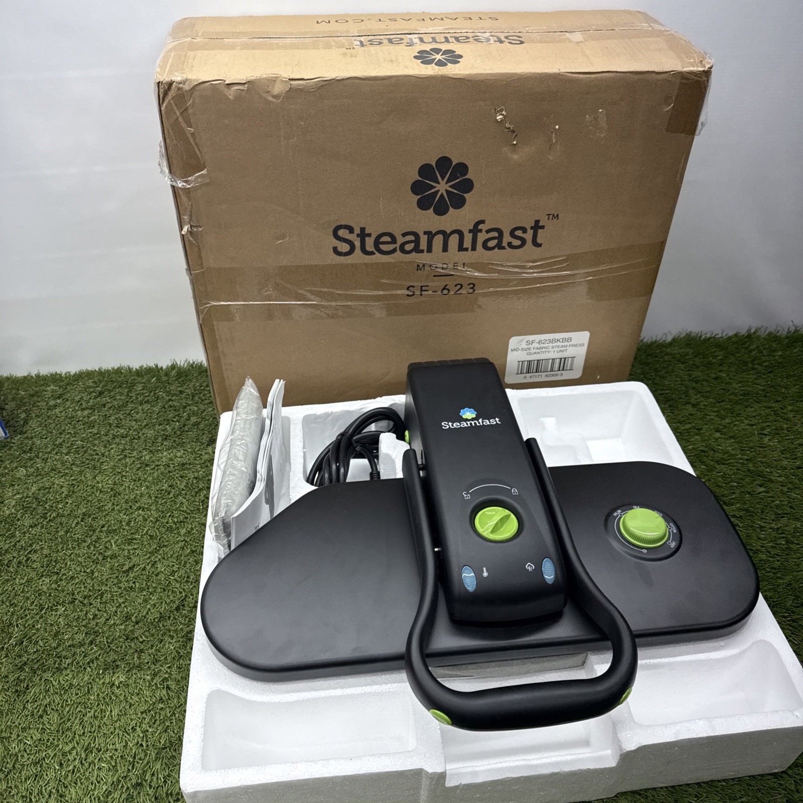 Steamfast SF-623 1500W Mid-Size Fabric Steam Press Iron - Open Box