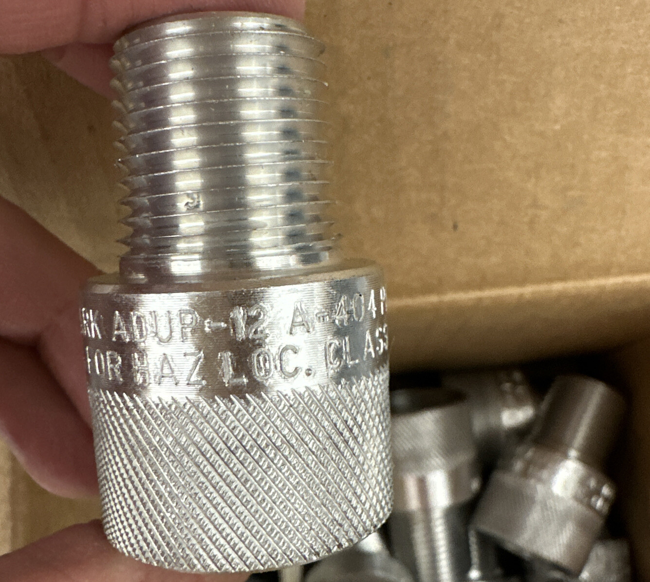 Killark ADUP-12 Conduit Adapter , 1/2”in Male , 3/4”in Conduit Female 20 Pieces