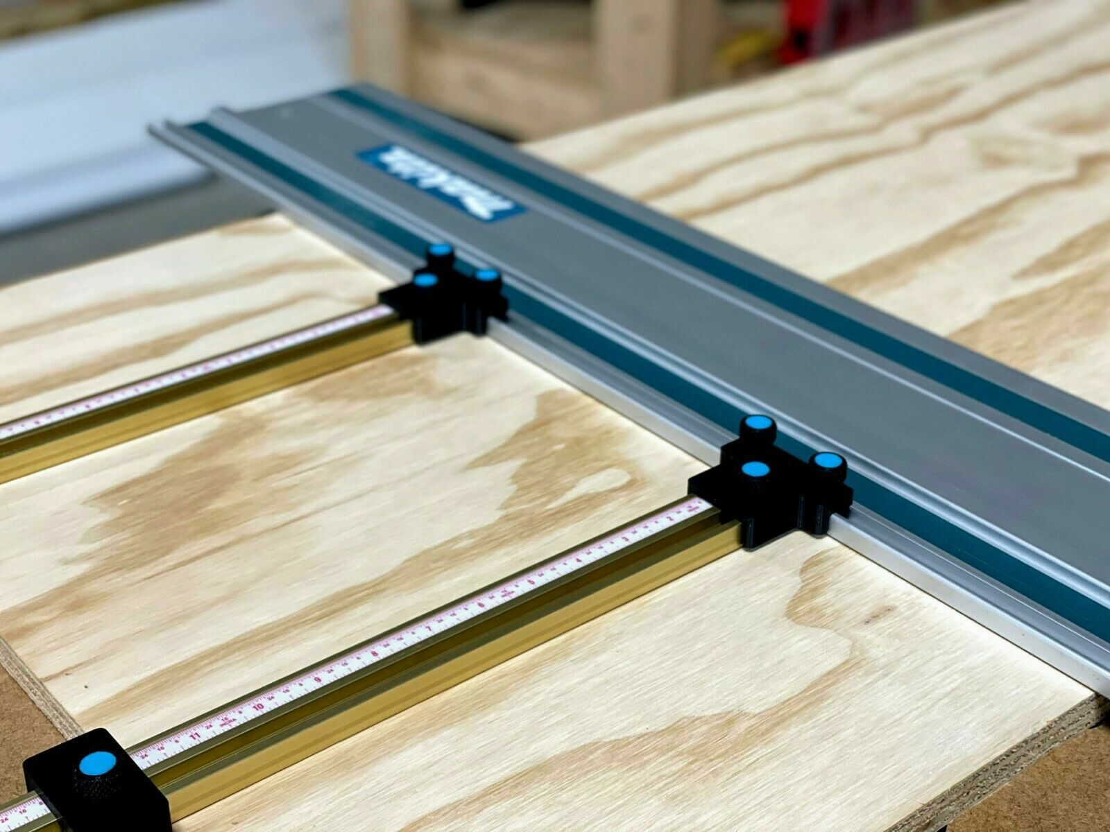 Parallel Guides for Makita Guide Rails and Track Saws By ToolCurve