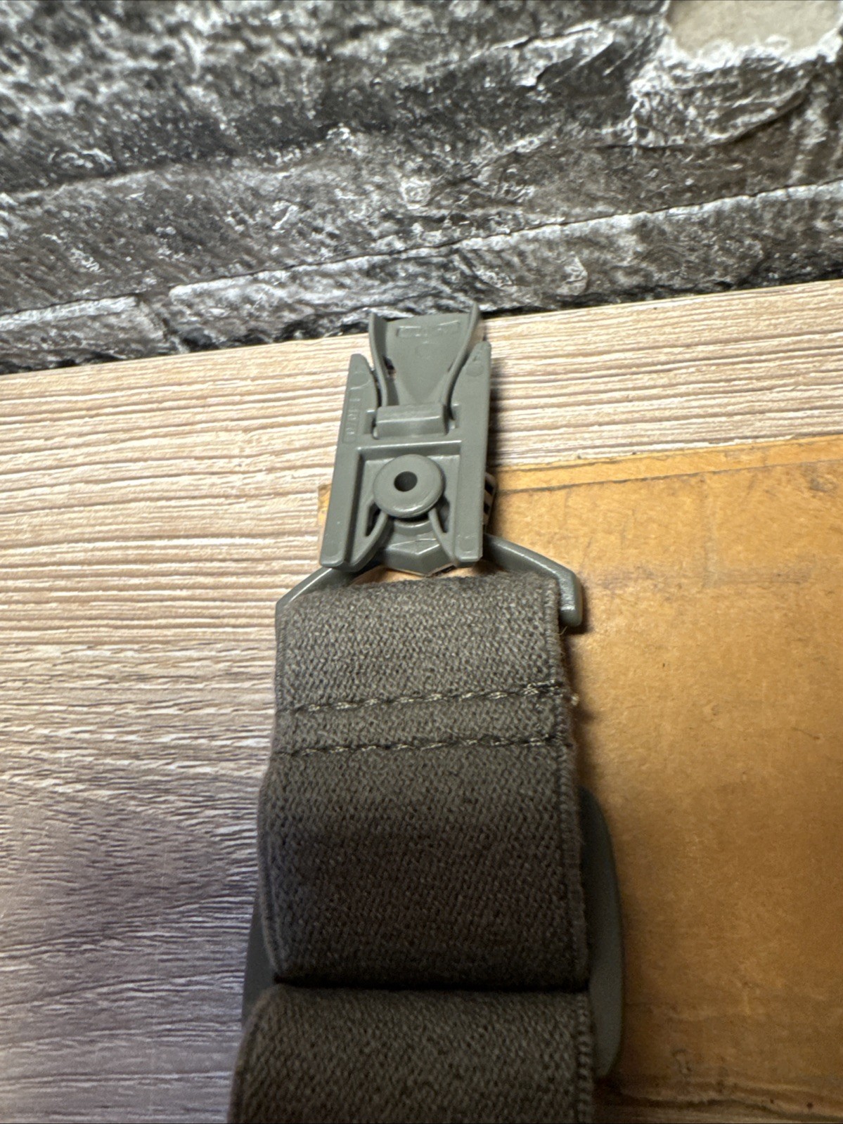 Left Side Only USGI MILITARY GOGGLE REVISION LOCUST SWIVEL CLIP ARC RAIL ADAPTER