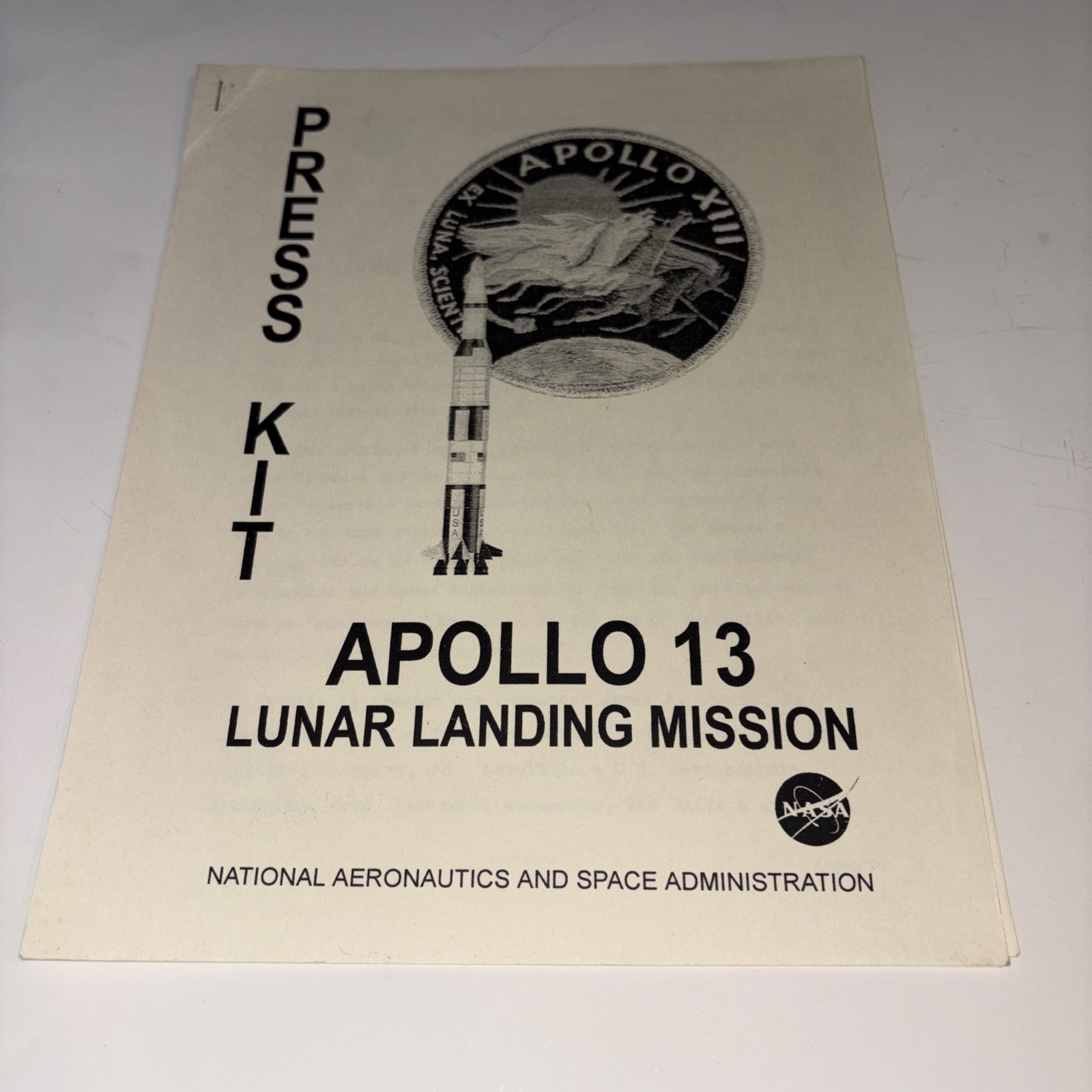 Vintage Apollo 13 Lunar Landing Mission Press Kit Small Graphic NASA Rare
