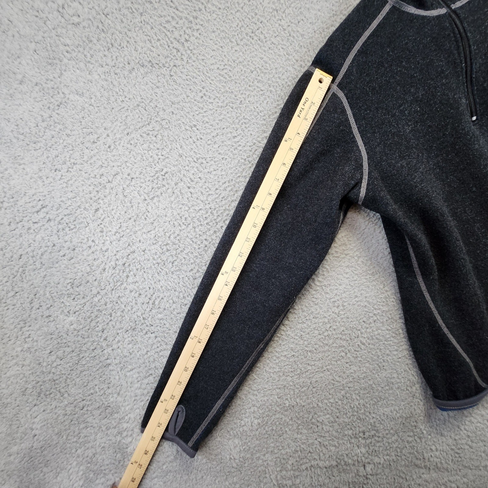 Kuhl Beaver Creek Chianti Fleece 1/4 Zip Pullover Mens Medium Polyester Blend