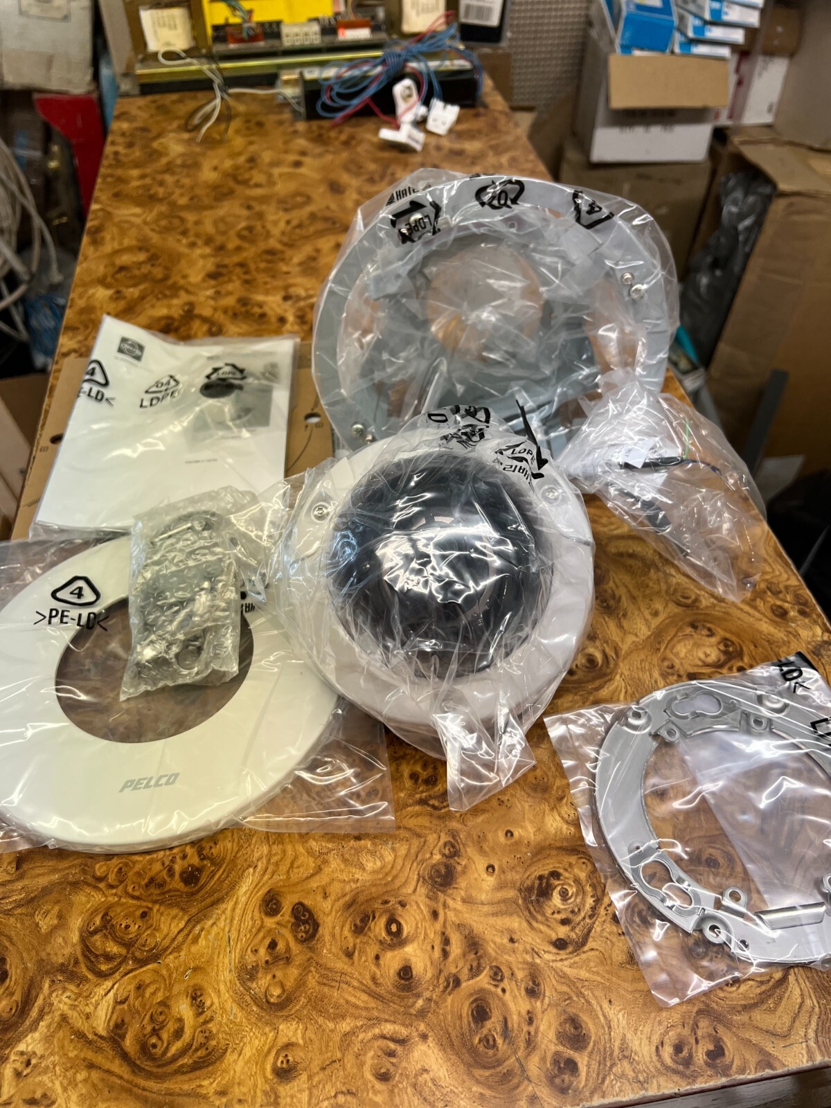 2 CAMERAS - Pelco IS50-DNV10F, NEW PELCO COLOR CCTV CAMERAS 1550