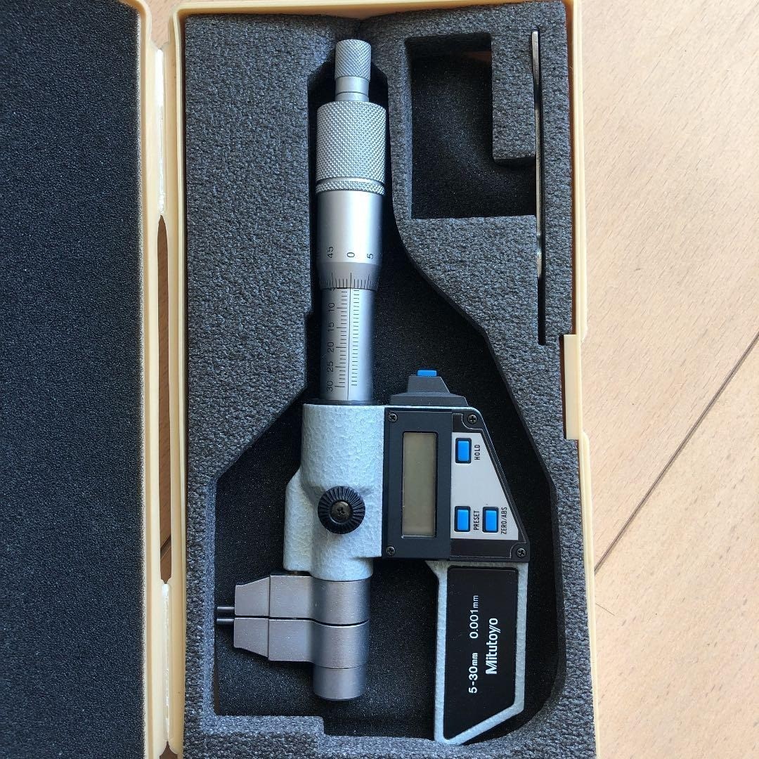 Mitsuyo  Digimatic Micrometer #326
