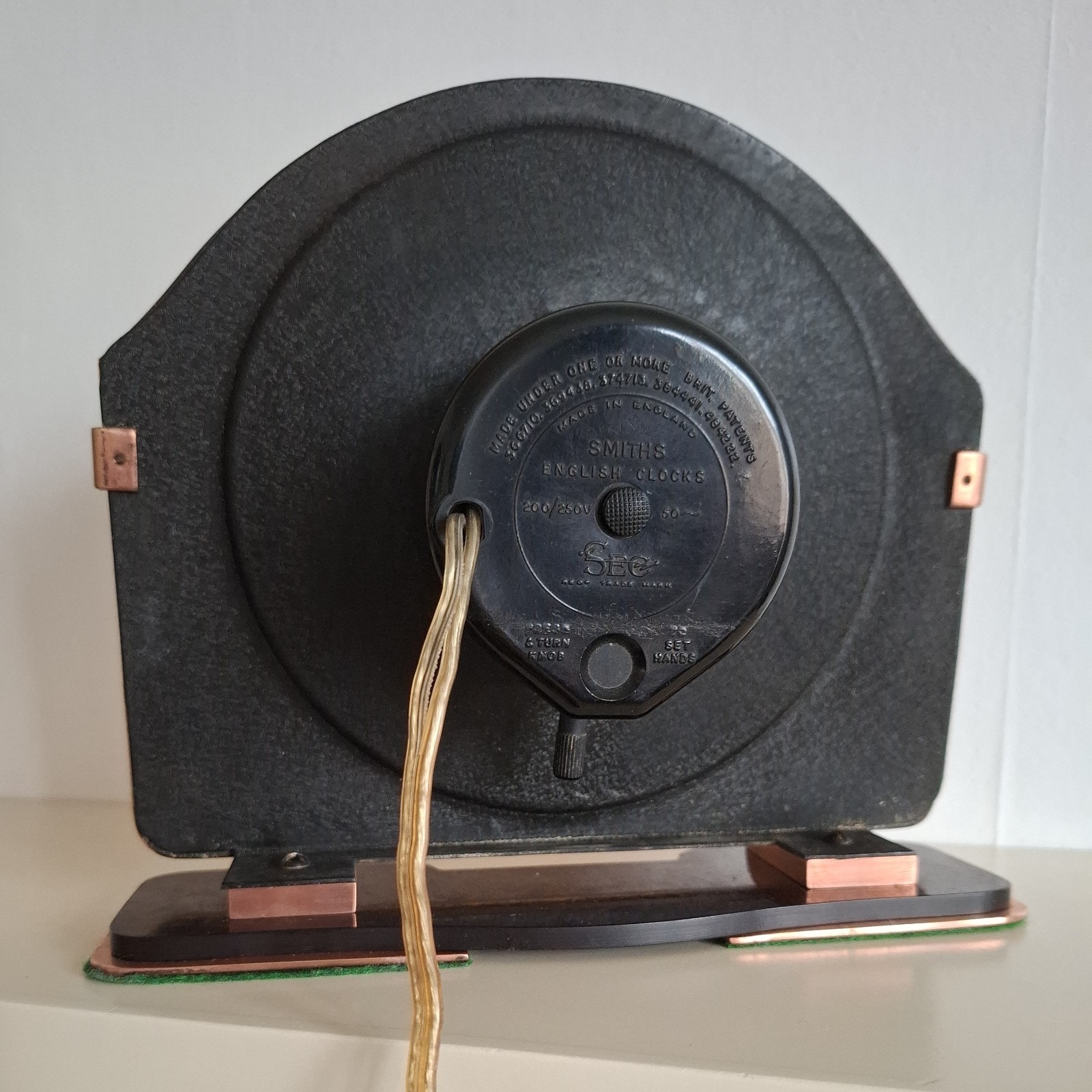 Vintagec Art Deco Peach Glass Smiths Sectric Electric Clock.