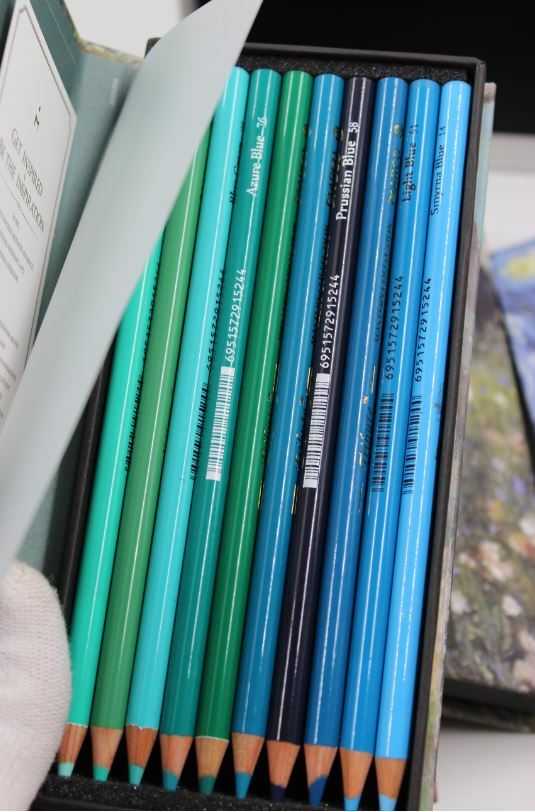 Marco Tribute Professional Art Collection Colored pencils set of 80 colors