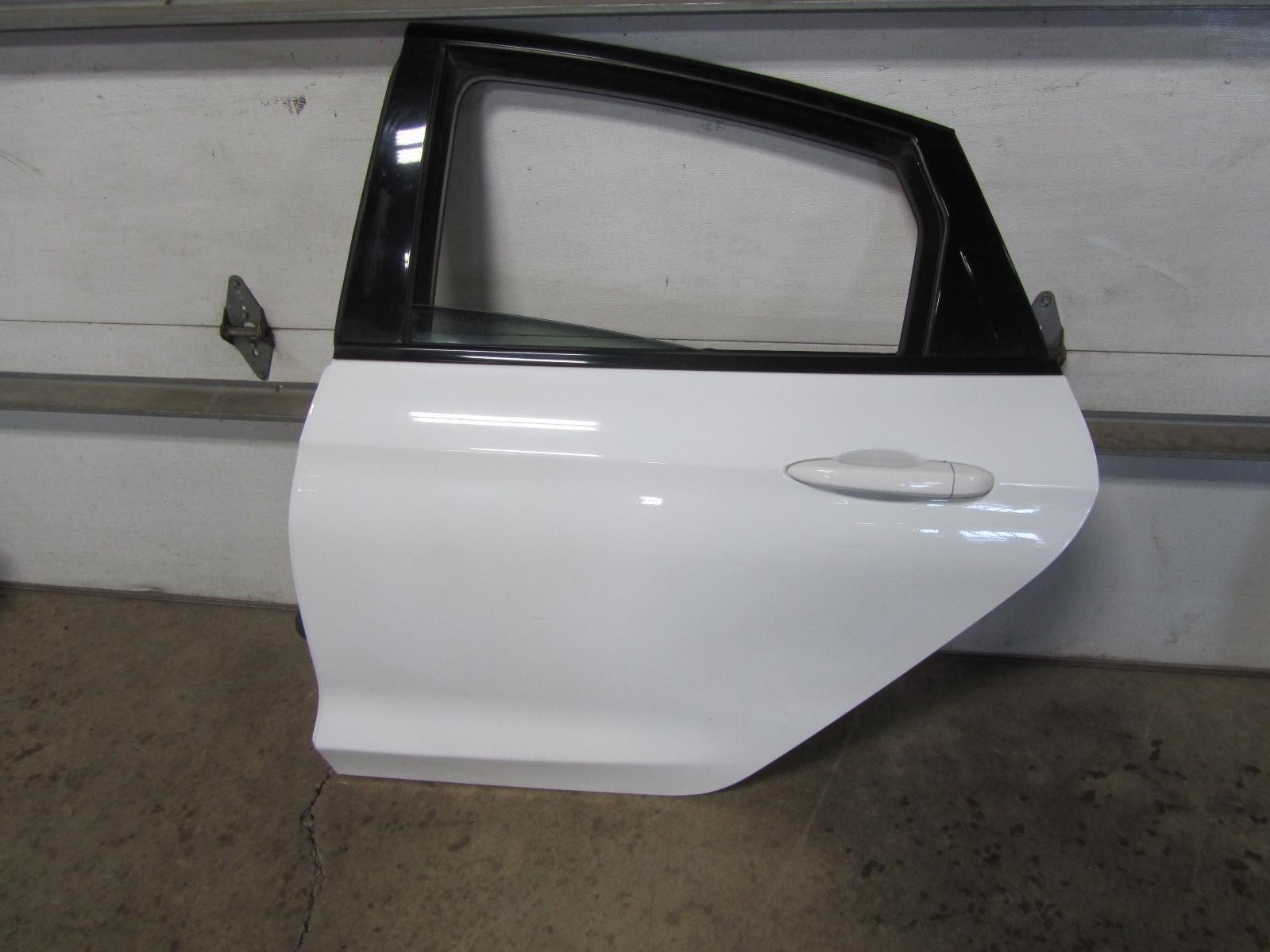 15-17 CHRYSLER 200 Sedan Left LR Driver Side Rear Door Bright White PW7