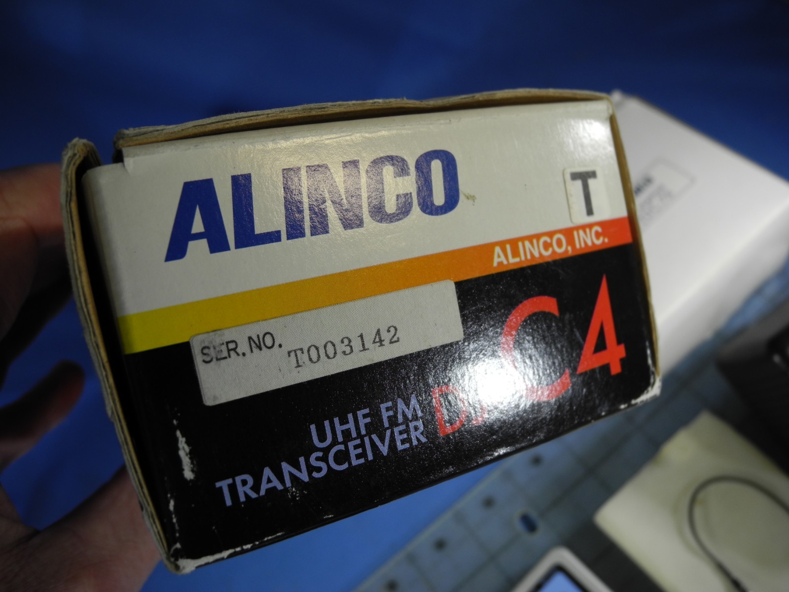 RARE! Alinco DJ-C4 UHF (440MHz) Credit Card Transceiver in box! (Tested!)
