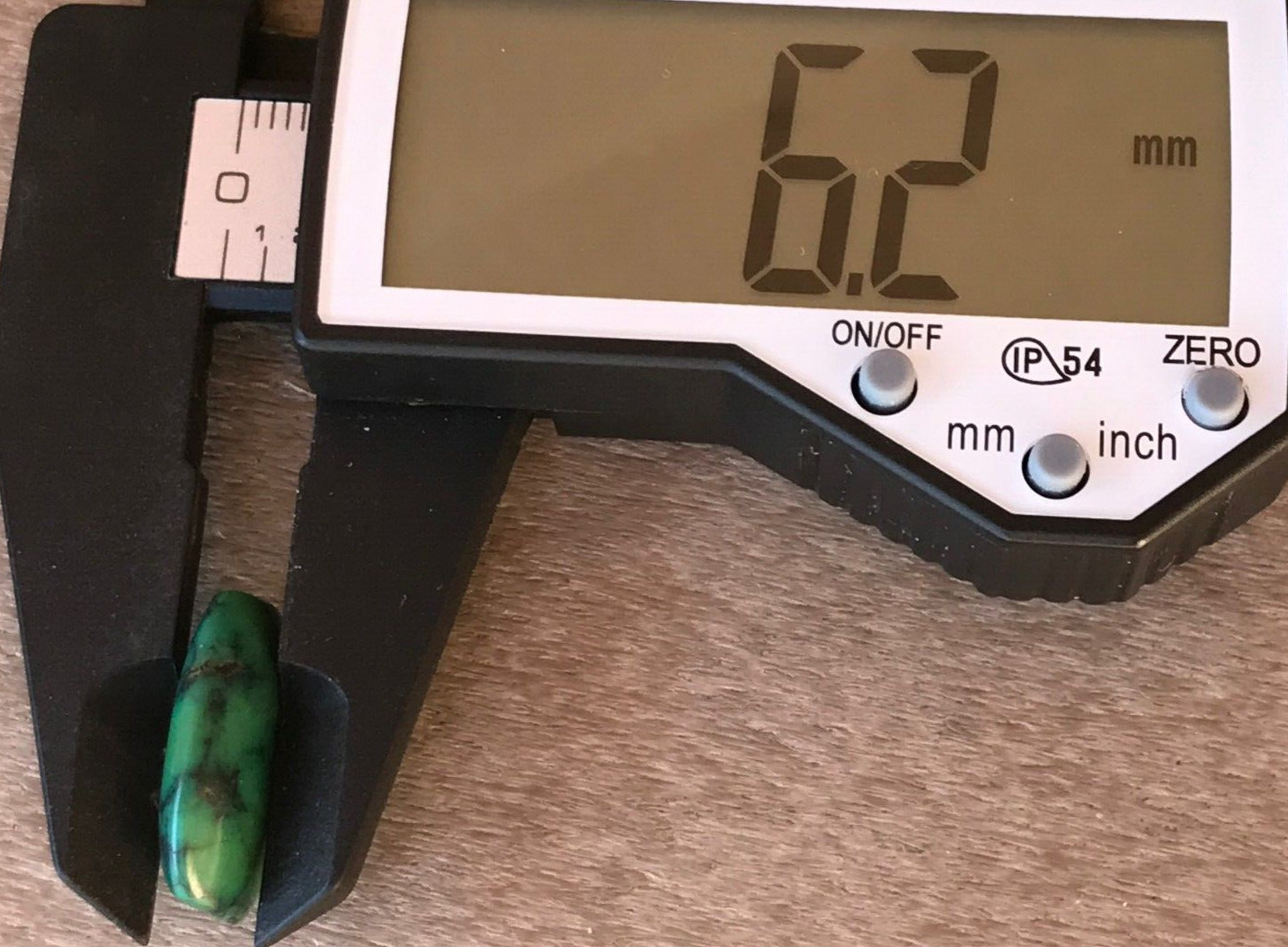 RARE ANTIQUE VERY OLD TIBETAN TURQUOISE BEAD - BEAUTIFUL WORN PATINA!