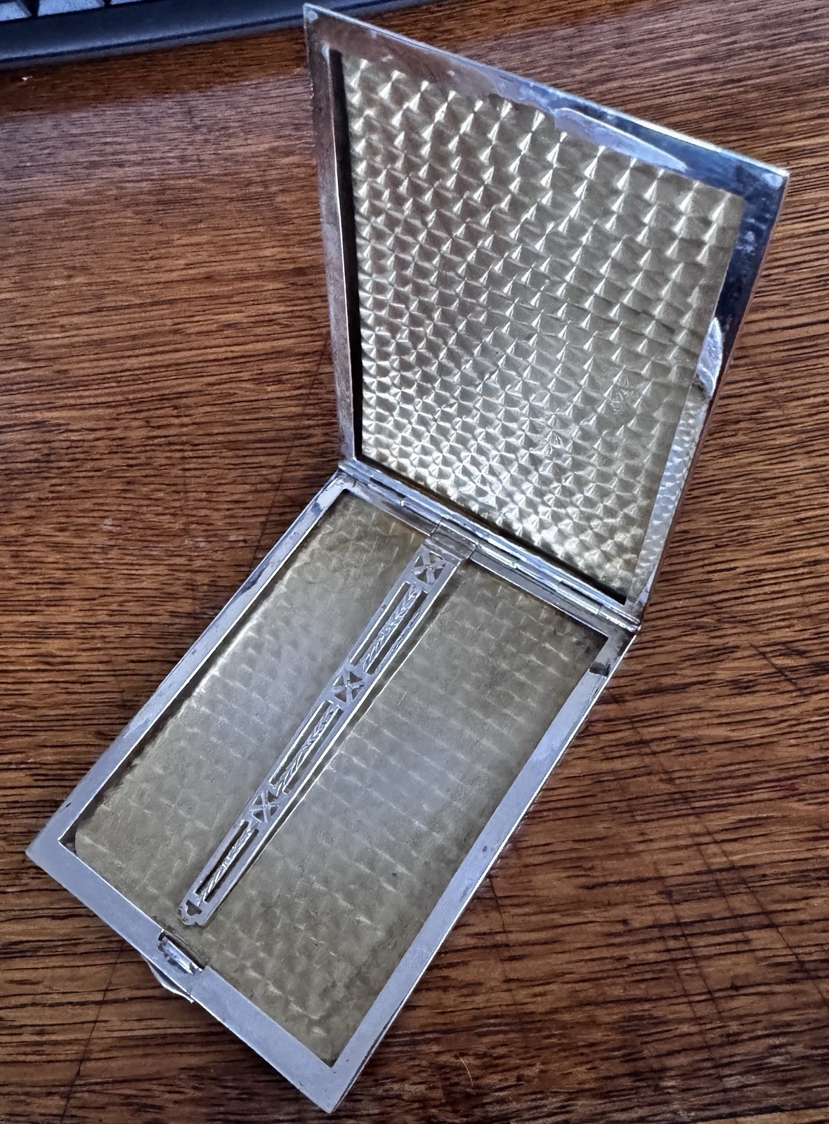 International Sterling Silver Pocket Cigarette Case 4.25 X 3.25. 130 Grams