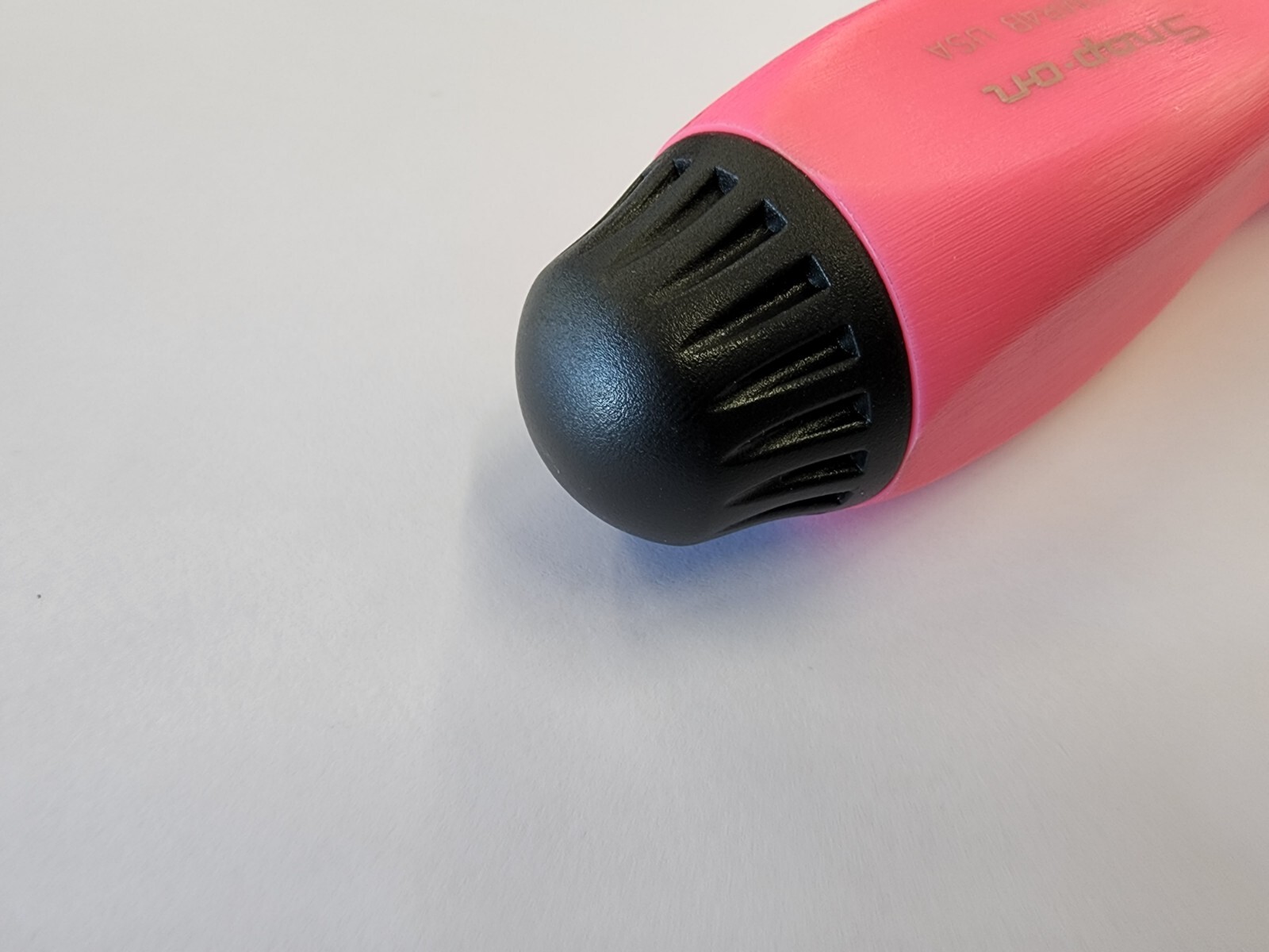 Snap-on Tools RARE PINK & BLACK Ratcheting Screwdriver w/black shank SSDMR4B