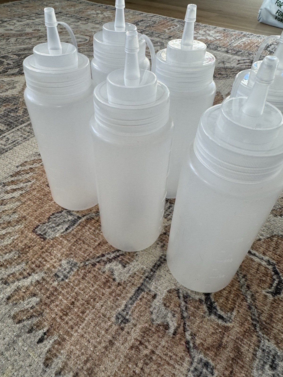 Oaklyn 16 oz clear squeeze bottles BPA free used once set of 6