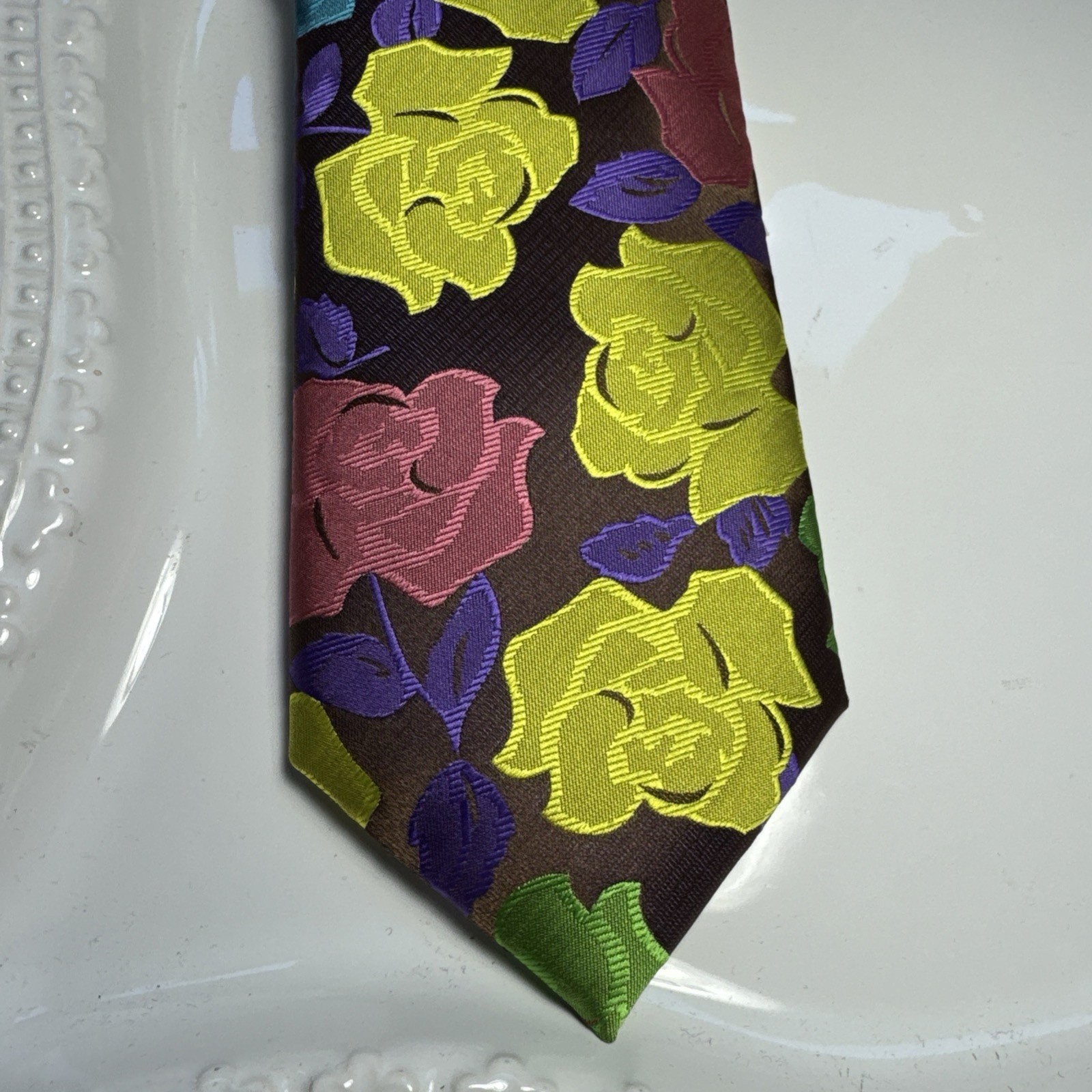 NWT IMANI UOMO MULTI COLOR FLORAL STYLE PRINT SILK TOUCH NECK TIE & HANKY