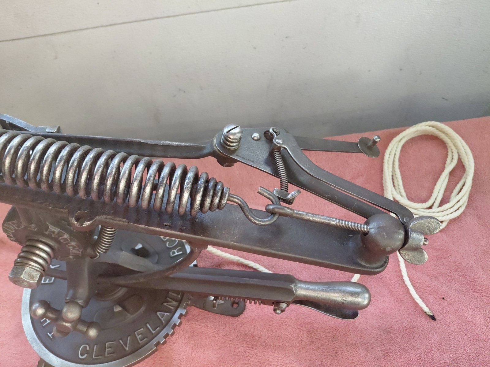 The Expert 1892 Skeet Pigeon Shooter Blue Rock Trap Cleveland Target Co #4 2