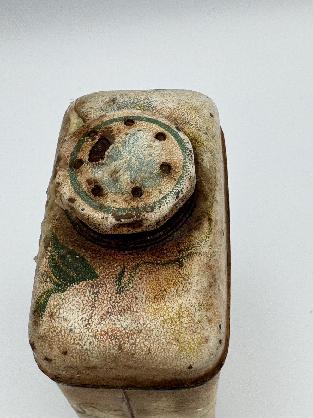 Antique Lazell Sweet Pea Talc Tin c1910 Advertising Floral Patina Cottagecore