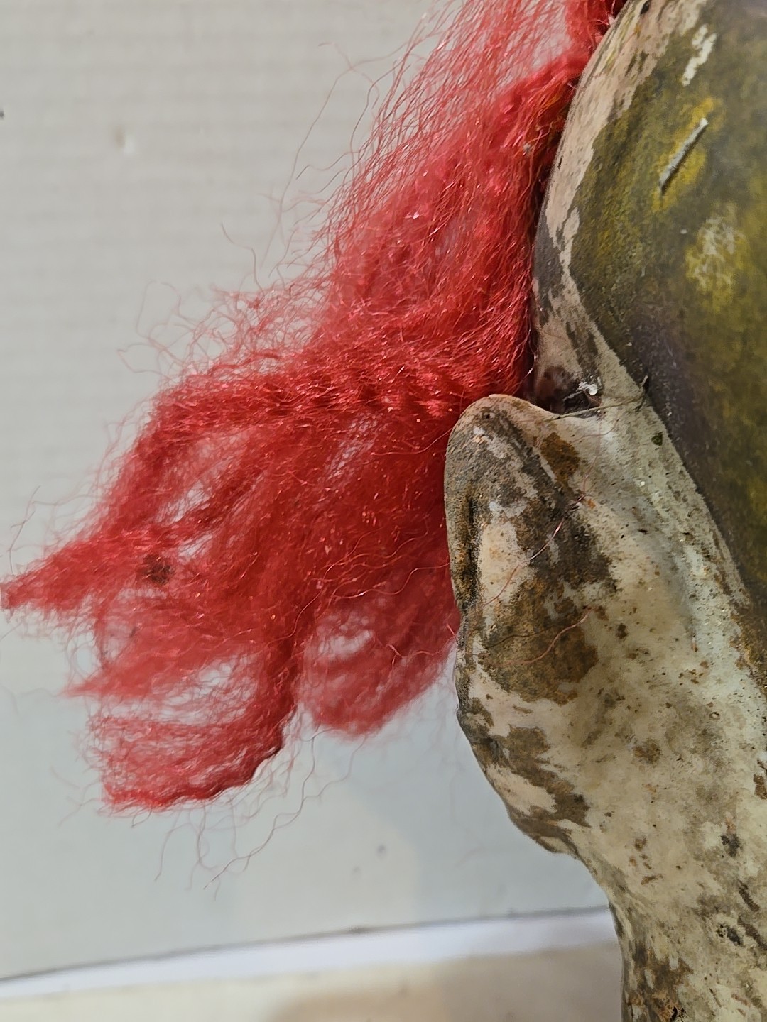 Life Size Decapitated Severed Realistic CLOWN HEAD Halloween Prop Decoration