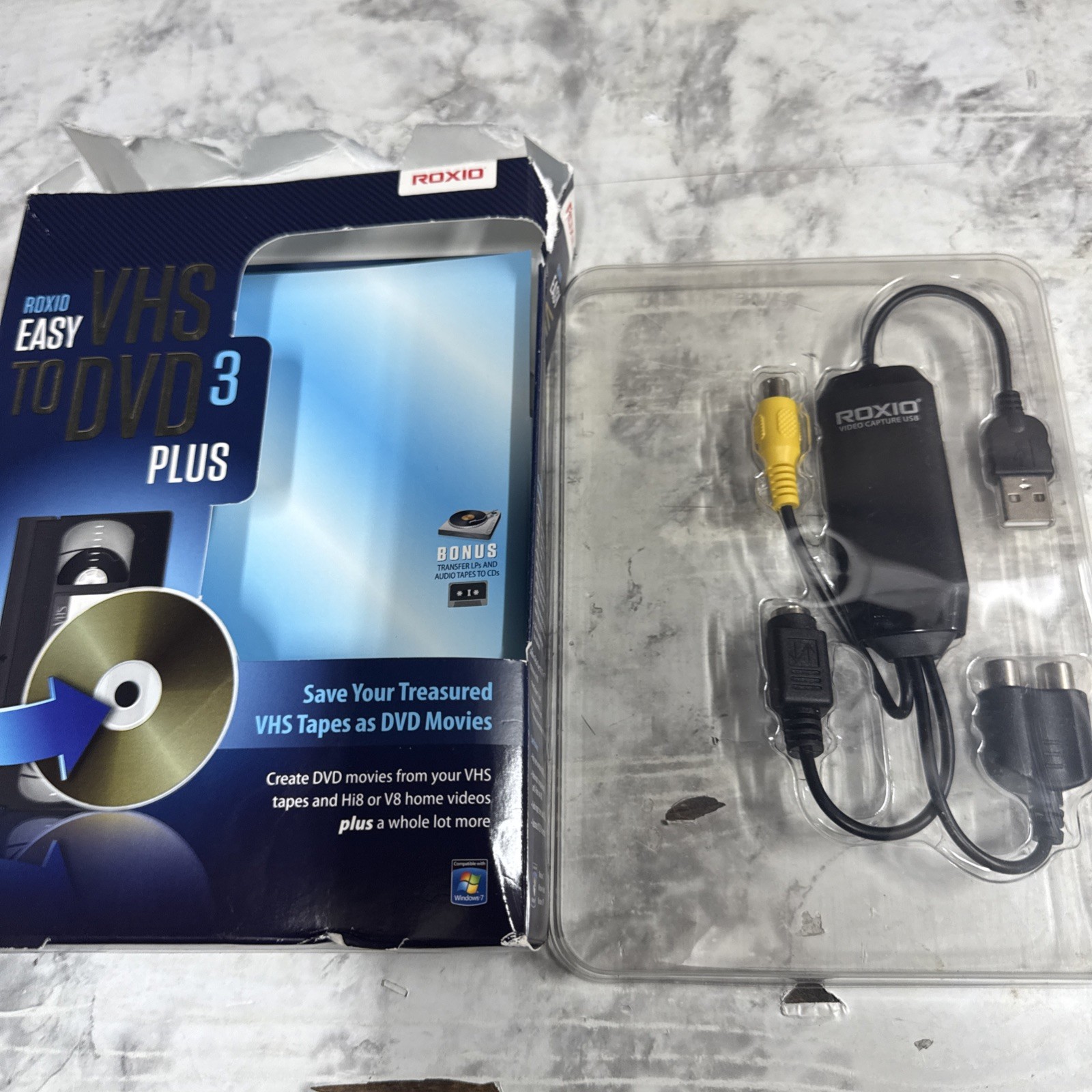 Roxio Easy VHS to DVD 3 Plus Converter - 251000 -new Open Box