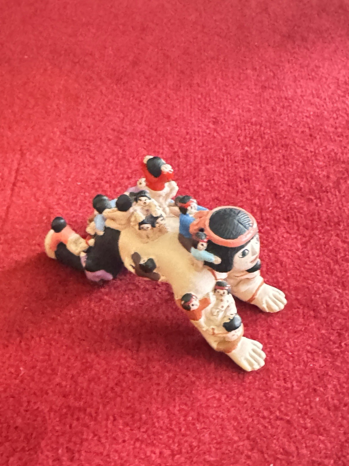 Vintage Storyteller Figurine with 25 Babies Southwest Native Inspired 2.5"