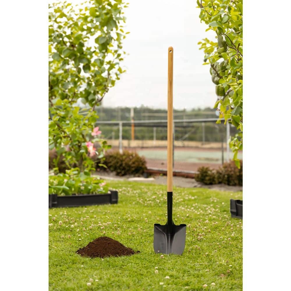 43 in Garden Shovel Wood Handle Carbon Steel Digging Shovel Landscaping Tool