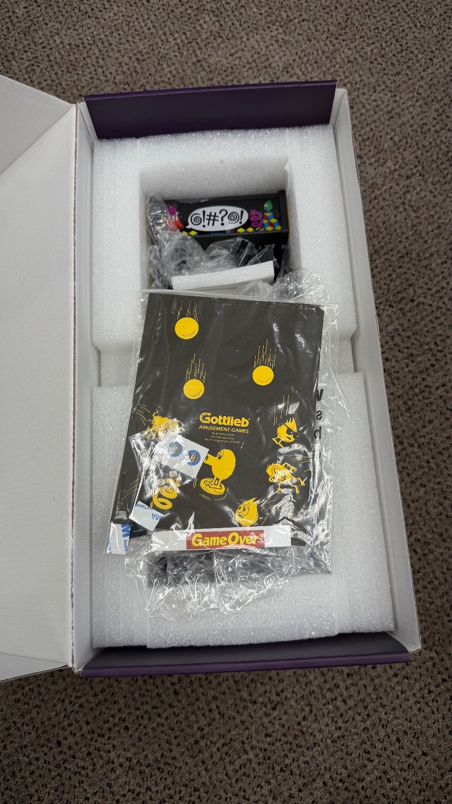 NEW WAVE TOYS Q*BERT X REPLICADE WARREN DAVIS EDITION