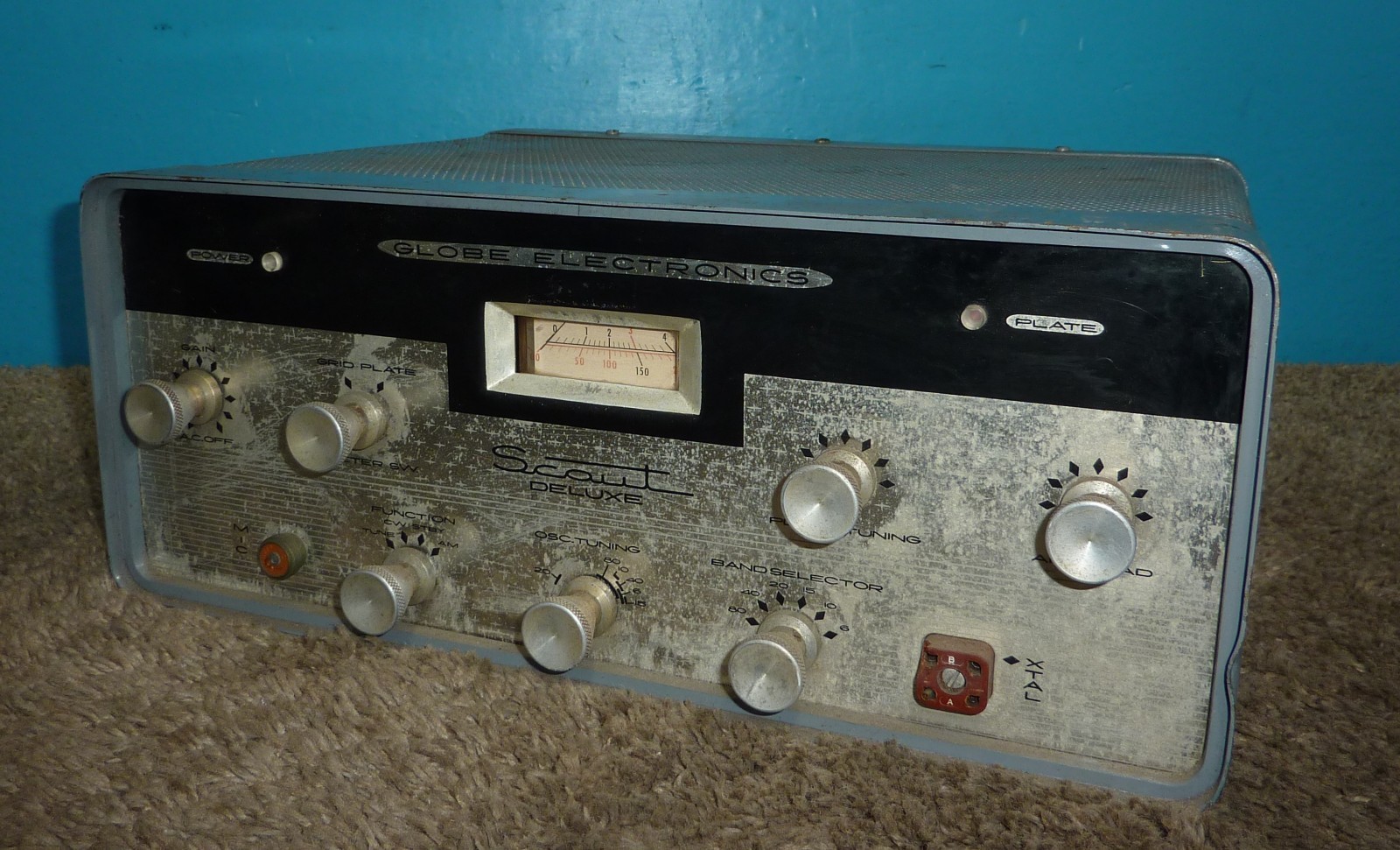 Globe Electronics Globe Scout Deluxe Ham Radio Transmitter