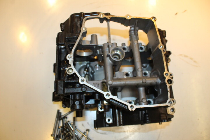 2018 Yamaha Yzf R3 Yzfr3 Engine Motor Crankcase Crank Cases Block