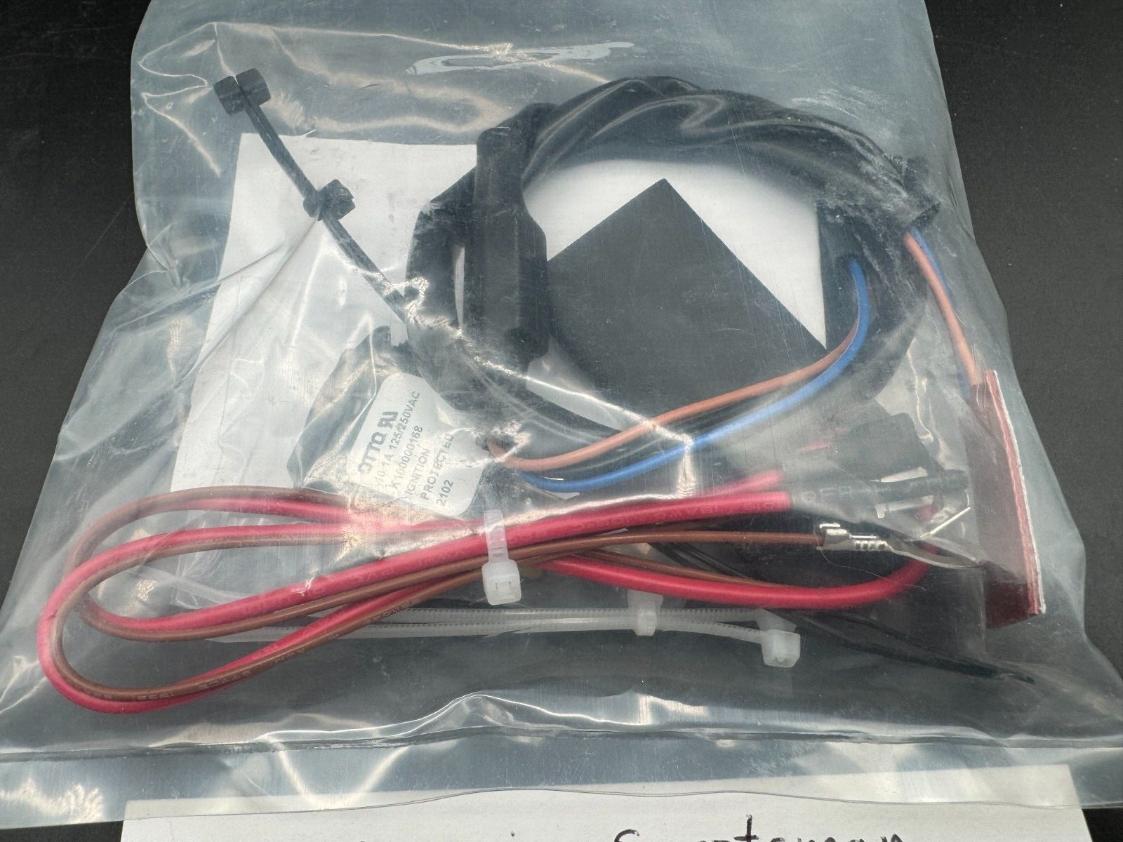 NOS Polaris Sportsman Genuine OEM Throttle / Thumb Warmers Part # 2877364 New .