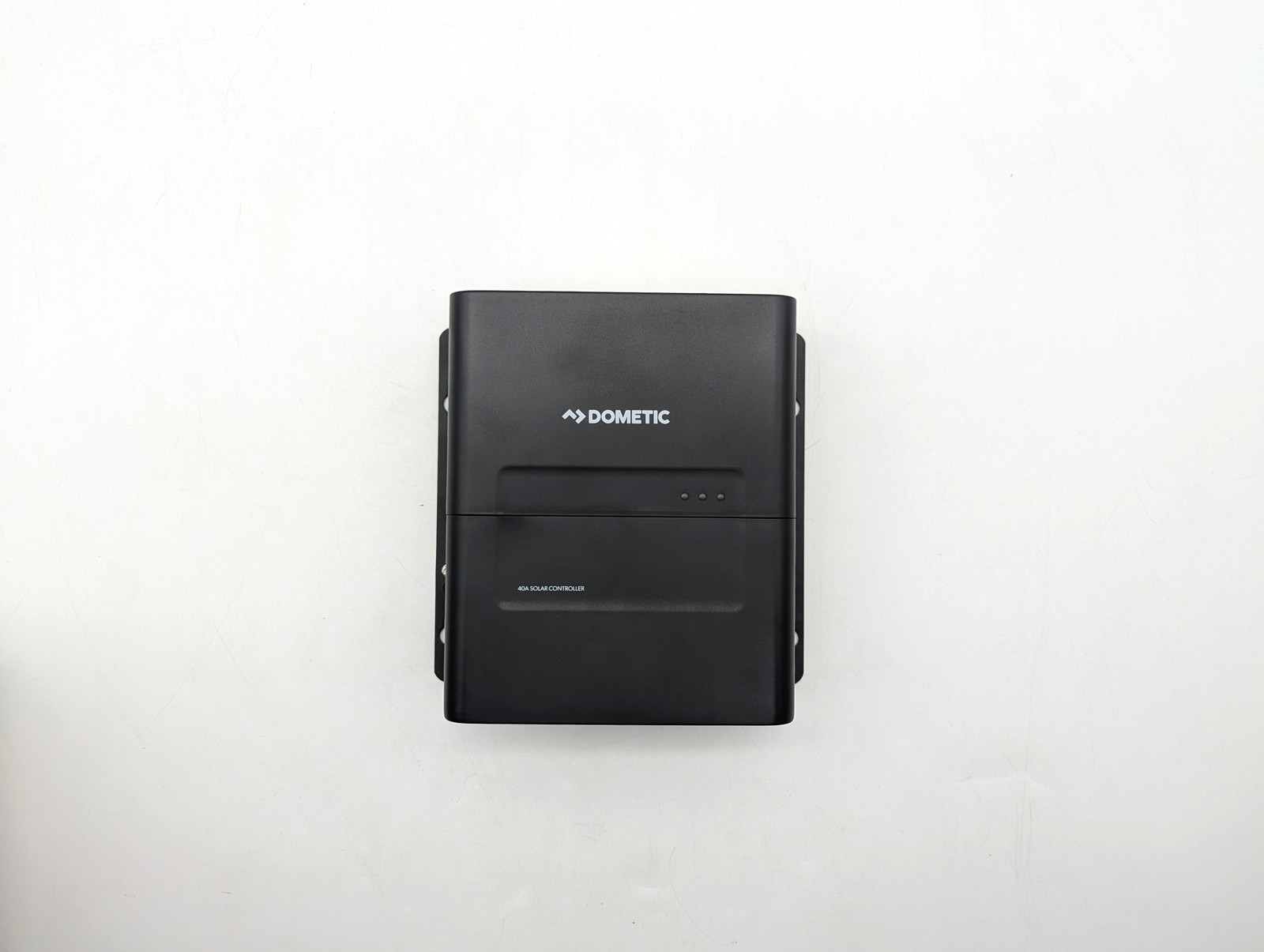 Dometic 40A MPPT Solar Controller RV Compatible (SC-DB-MPPT-40-12) - Black