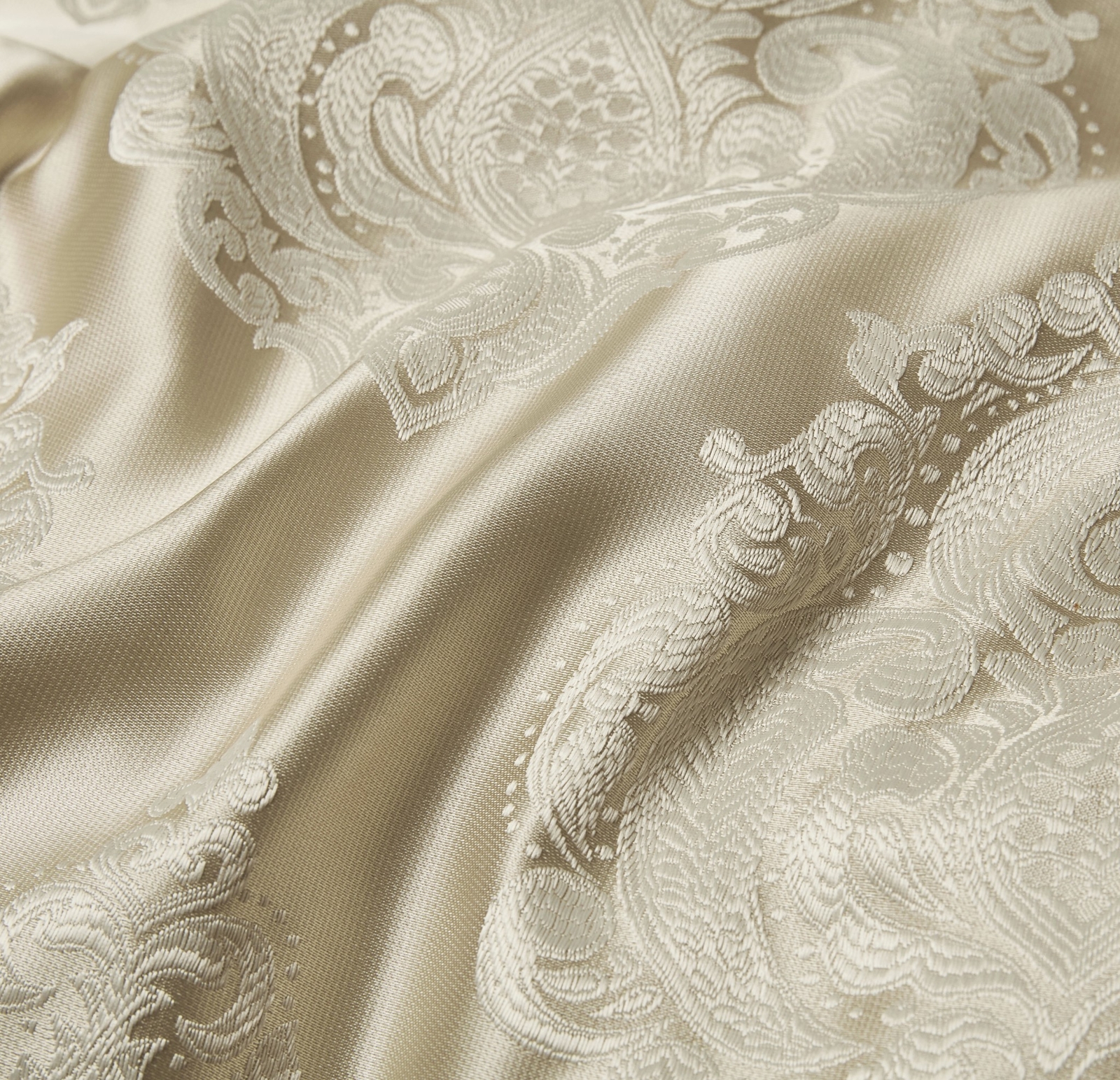 Chezmoi Collection 7-Piece Luxury Medallion Jacquard Bed in a Bag Comforter Set