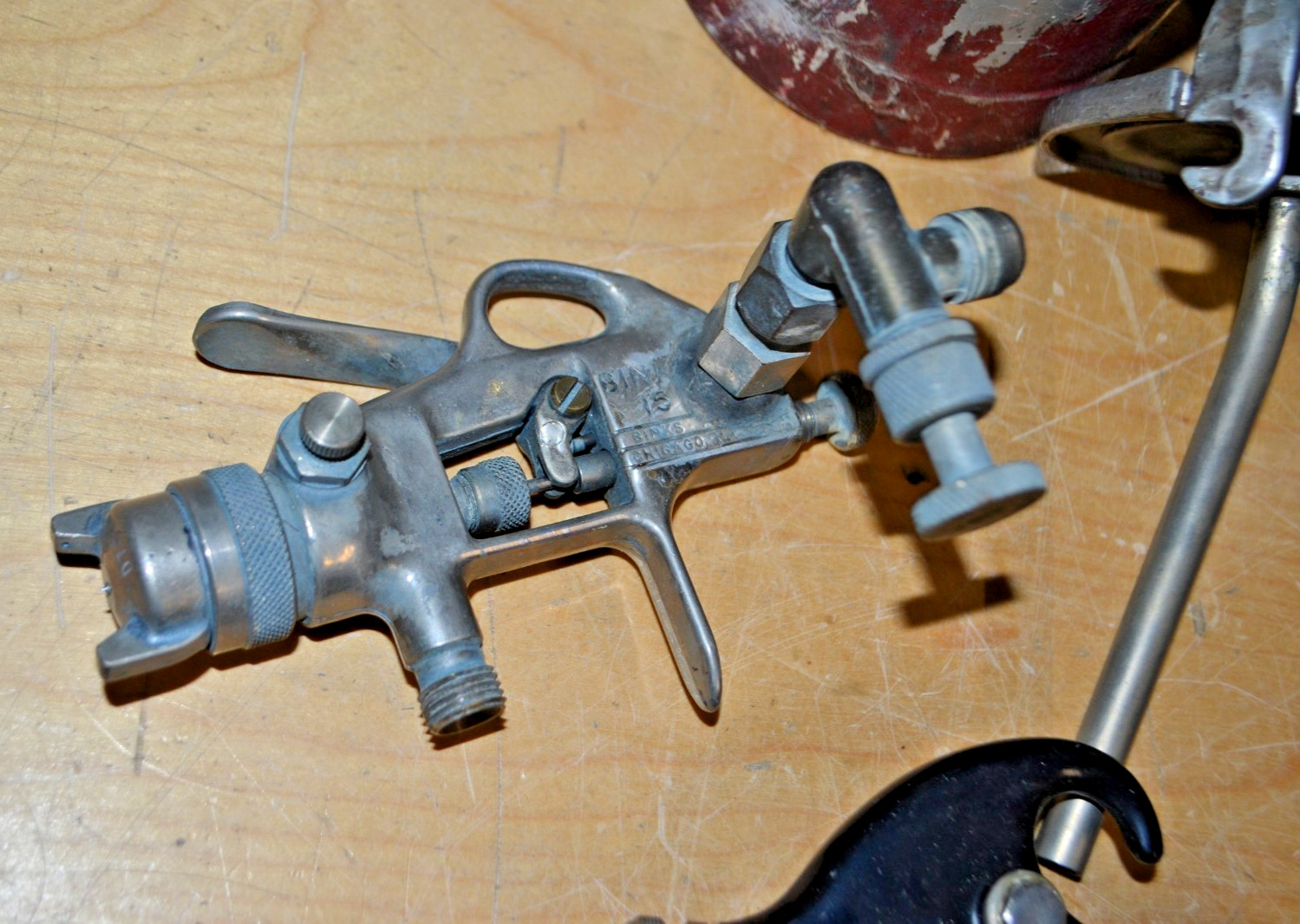 BINKS Mfg. Co. Models 7 , 18 , 15 Paint Spray Guns Lot, Nozzles, Cans ~ USA MADE