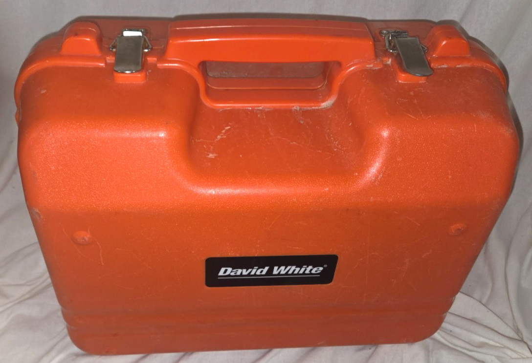 David White LT8-300P Universal Level-Transit, with Optical Plummet