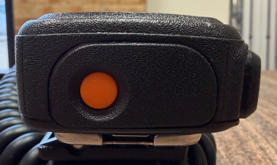 Motorola PMMN4025AL, Heavy Duty Speaker Mic XPR6500 XPR6550 XPR6580 (USED)