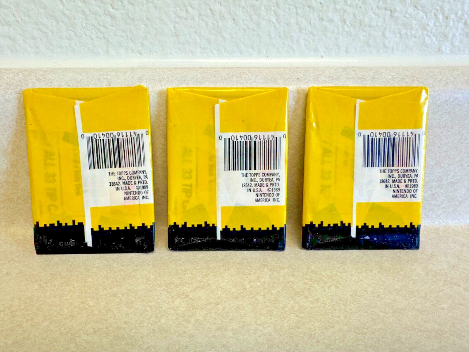 (1) 1989 Topps Nintendo Gamepack Sealed Trading Card Wax Pack