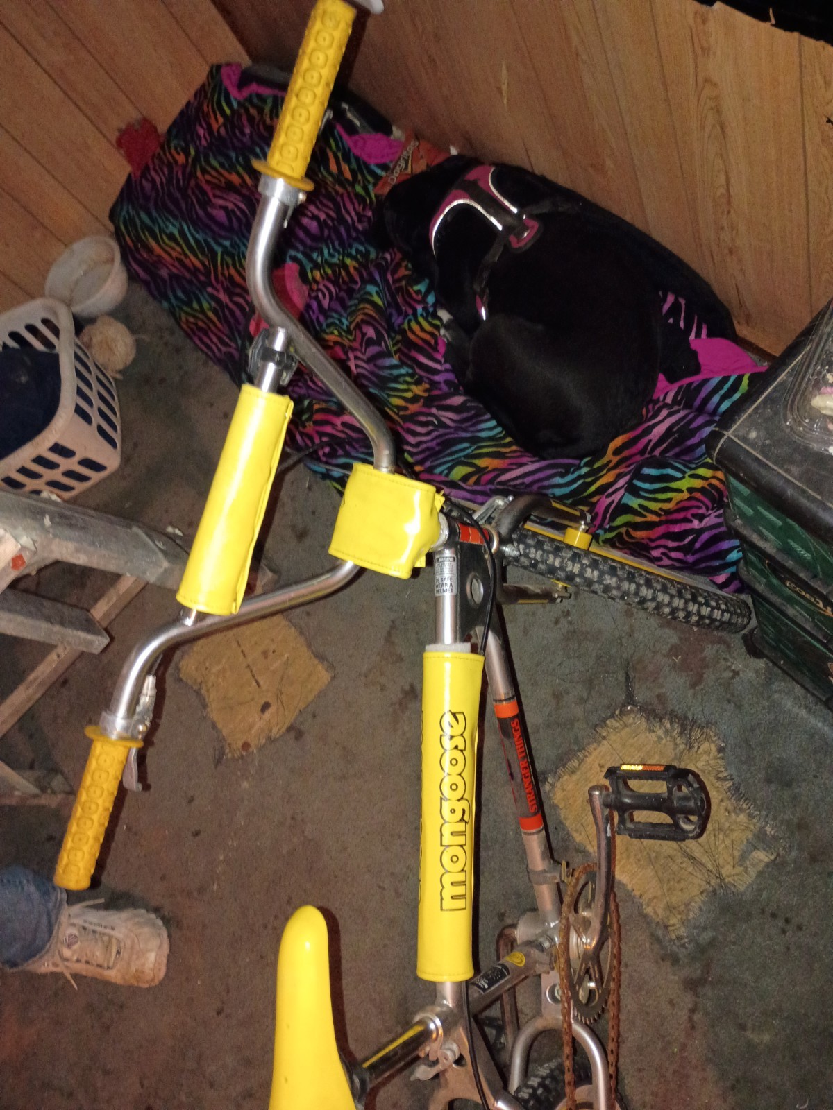 Mongoose Supergoose BMX stranger things edition