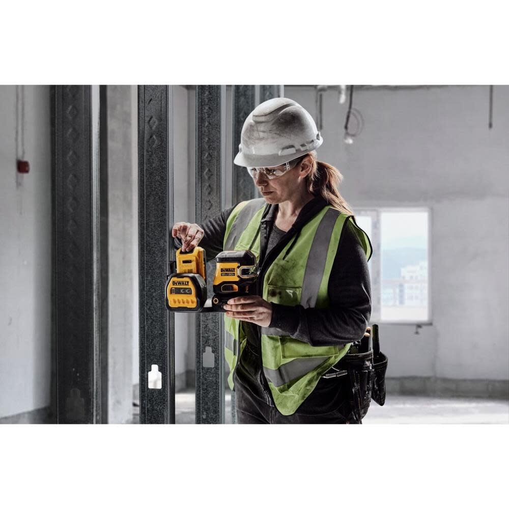 DEWALT DCLE34020GB 20V MAX XR Cordless Cross Line Green Laser Level Bare Tool