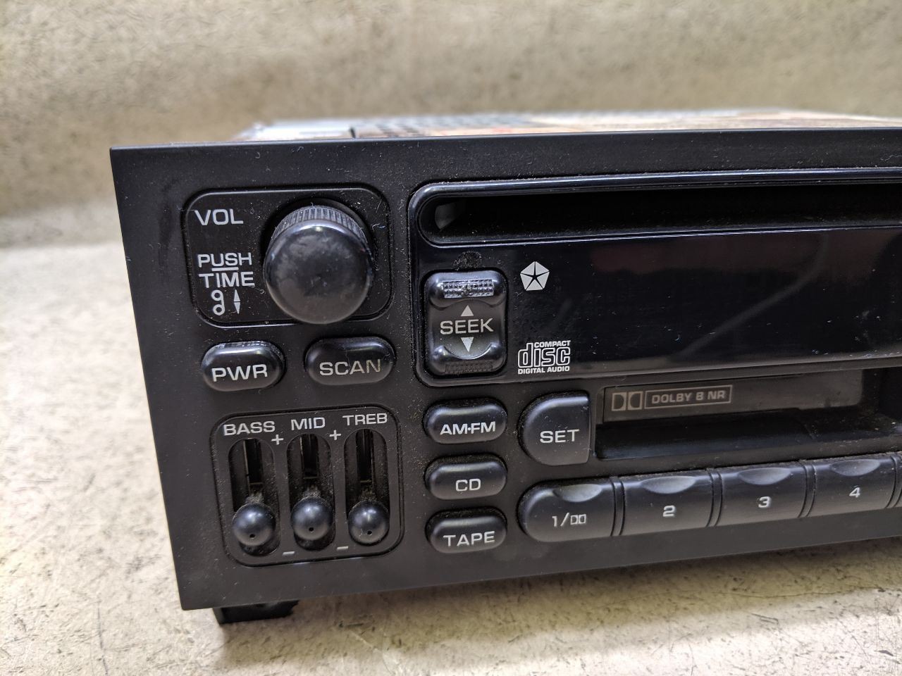 Stereo Radio AM FM CD Cassette 04858580 Fits 99-02 CHRYSLER 300M pc5-203664